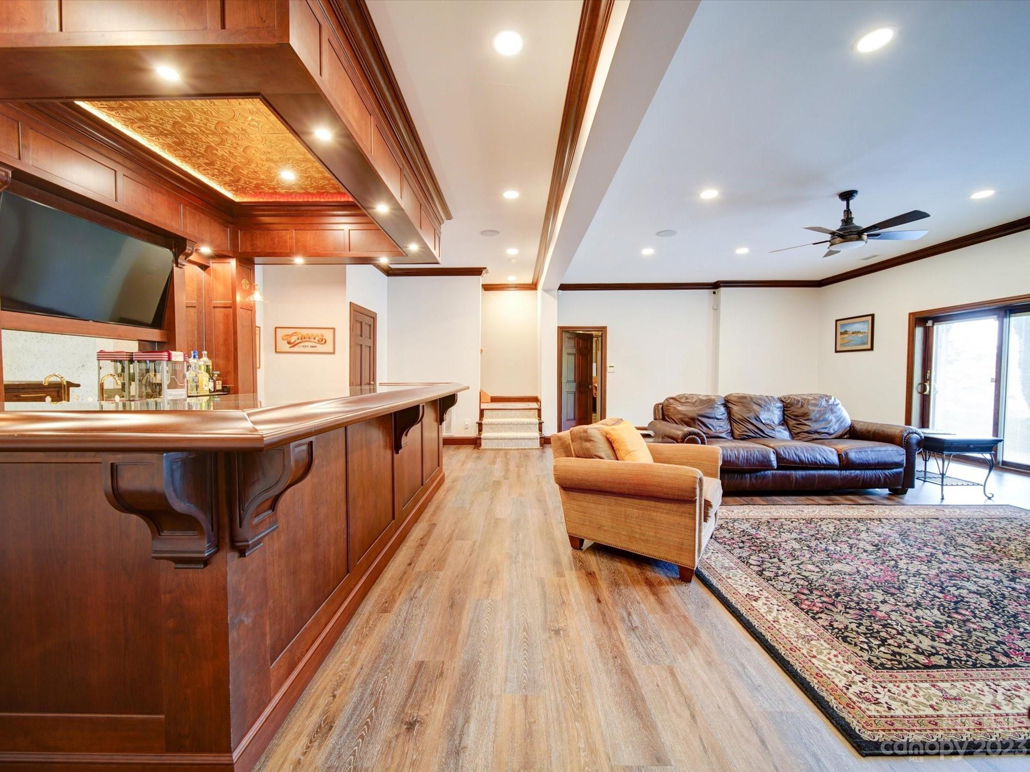 118 Norcross Lane