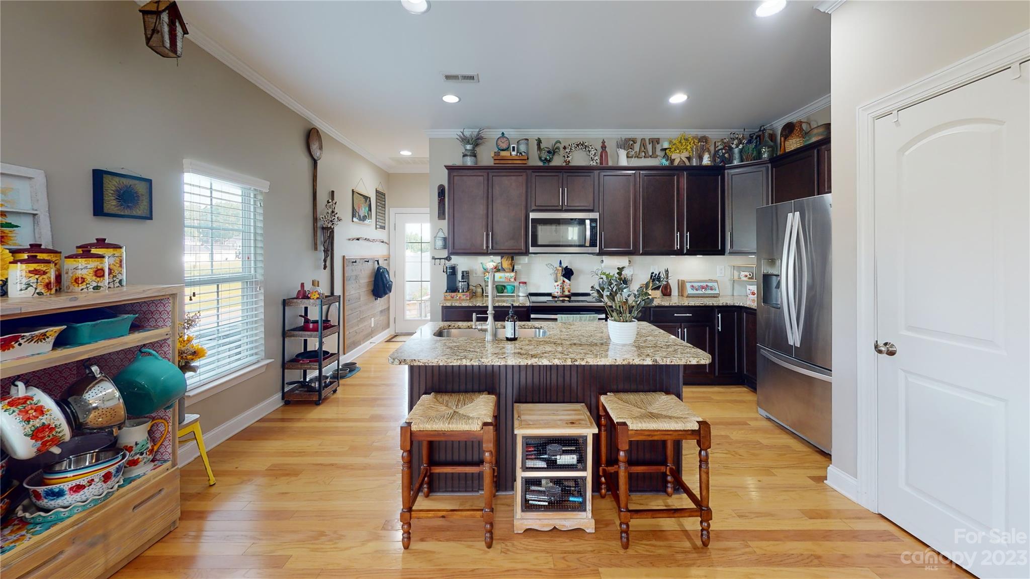2503 Gallery Drive