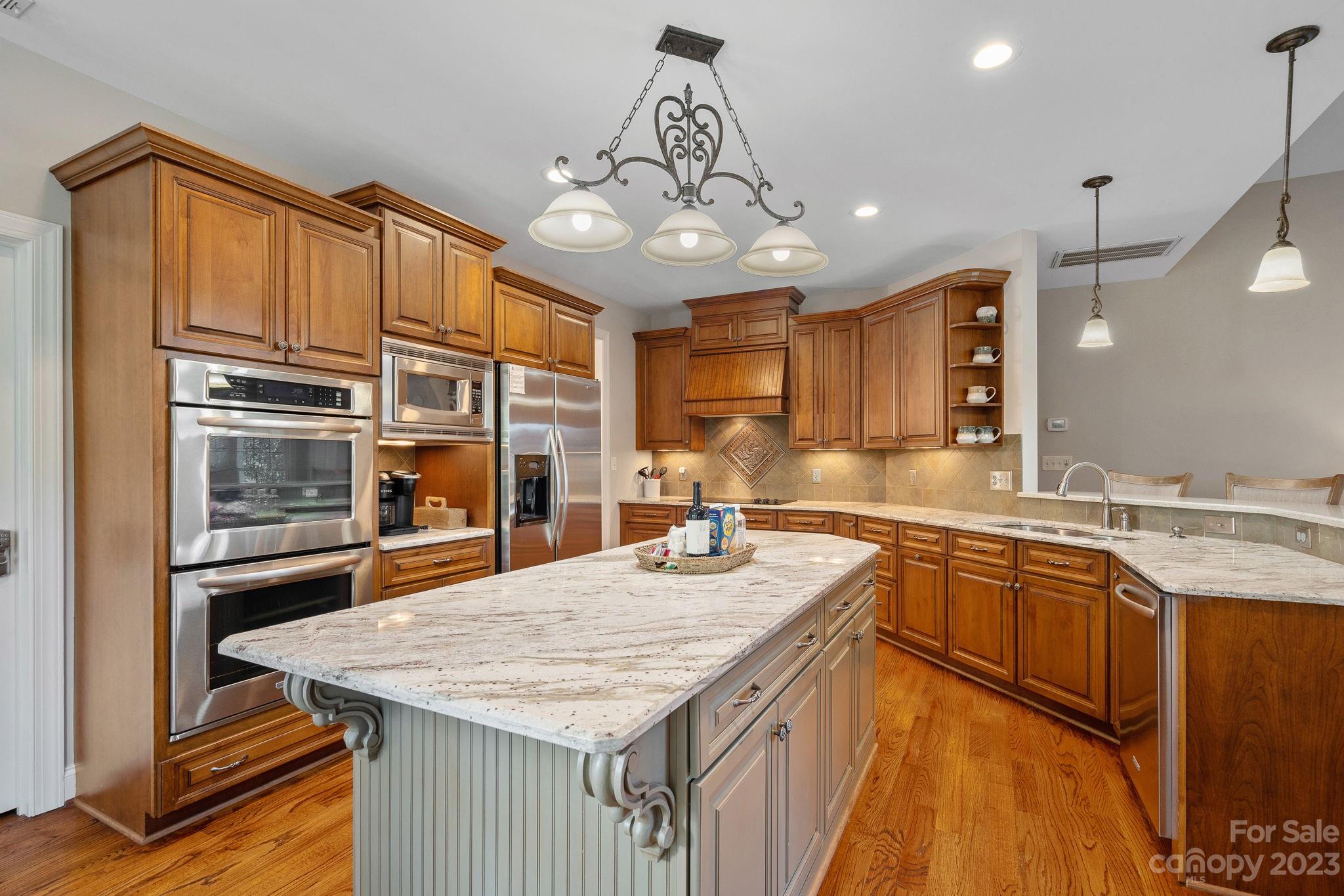 252 Greenbay Road