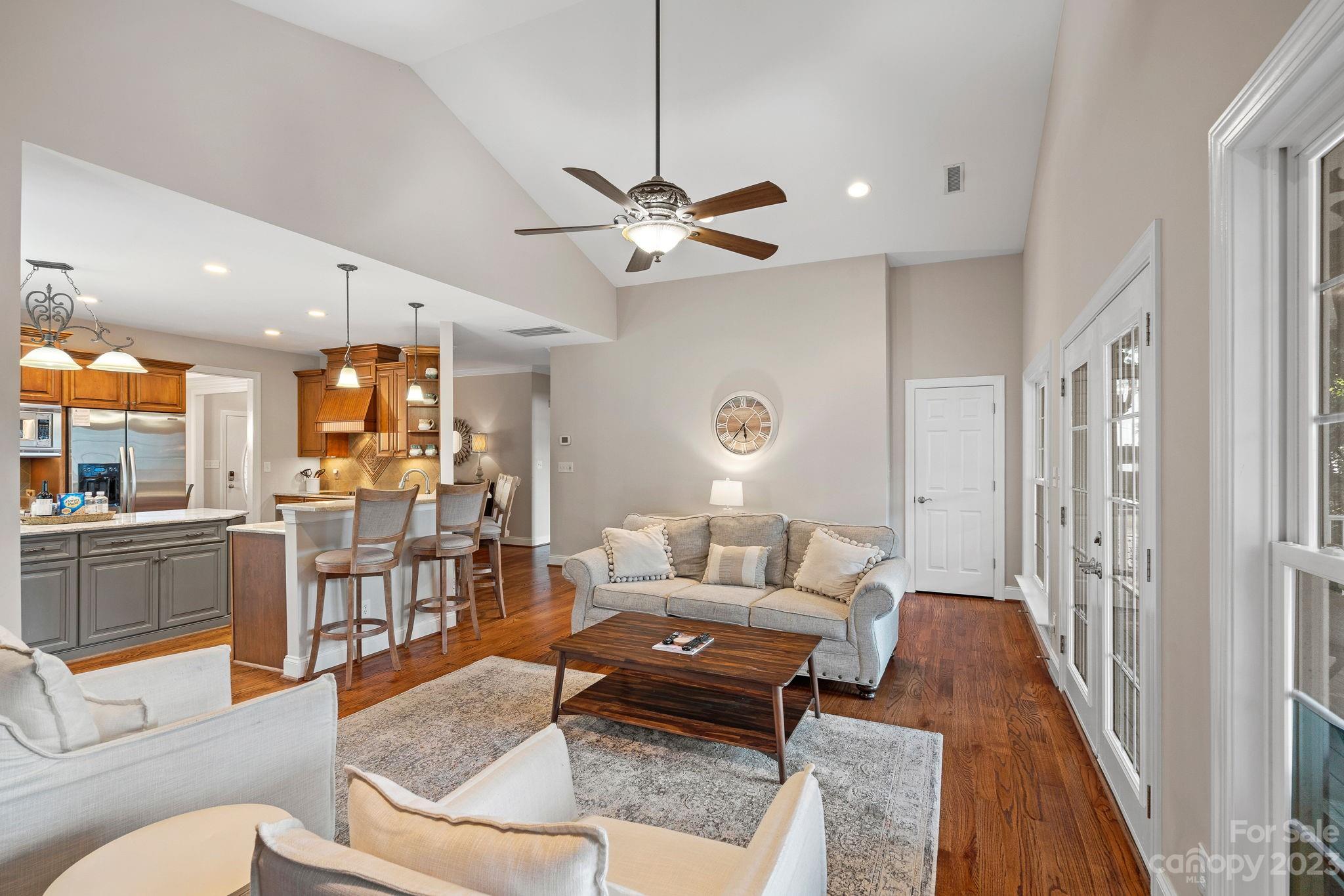 252 Greenbay Road