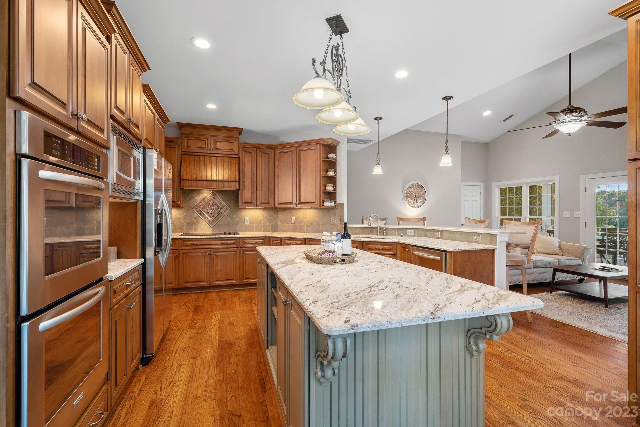 252 Greenbay Road