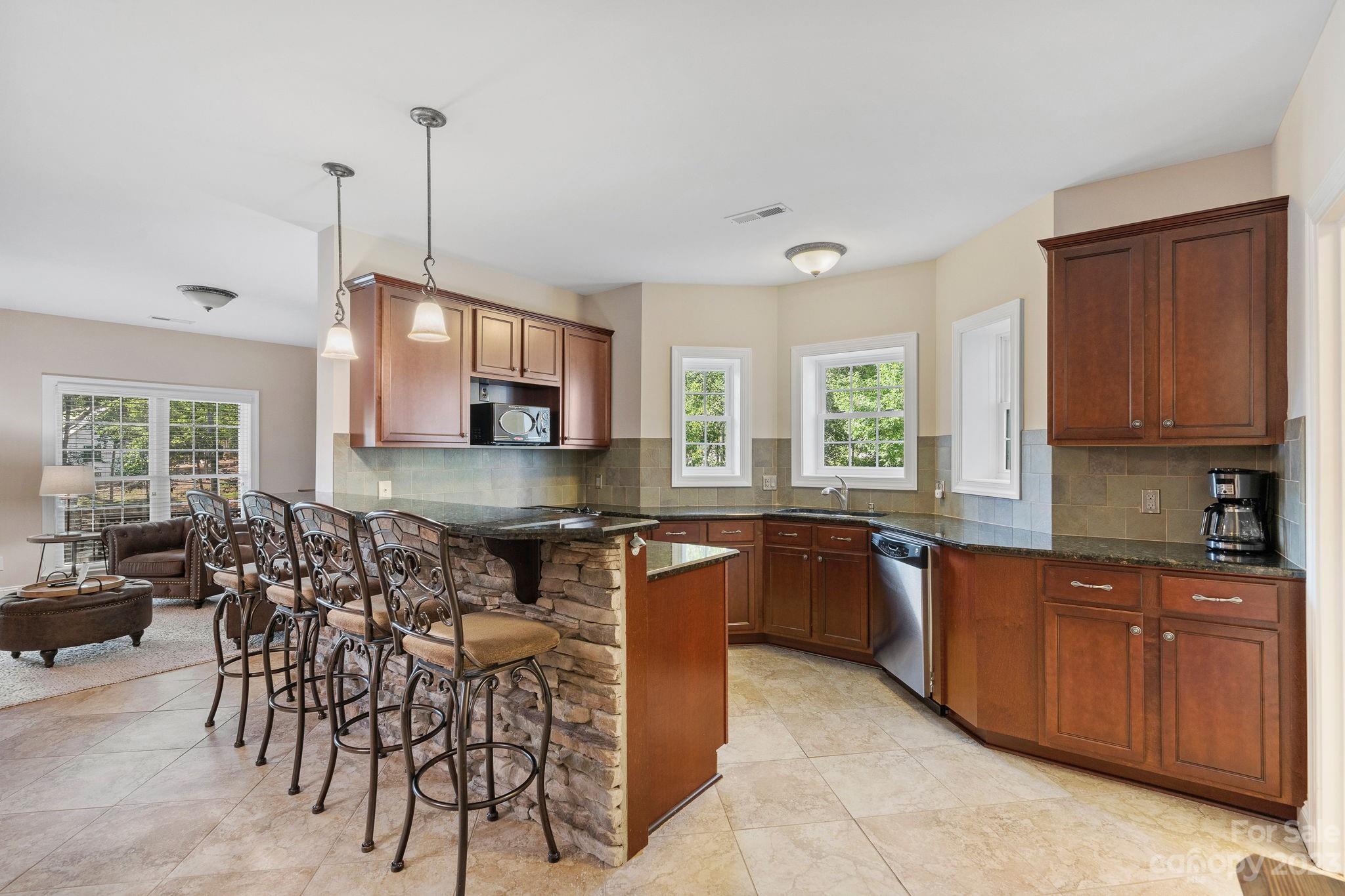 252 Greenbay Road