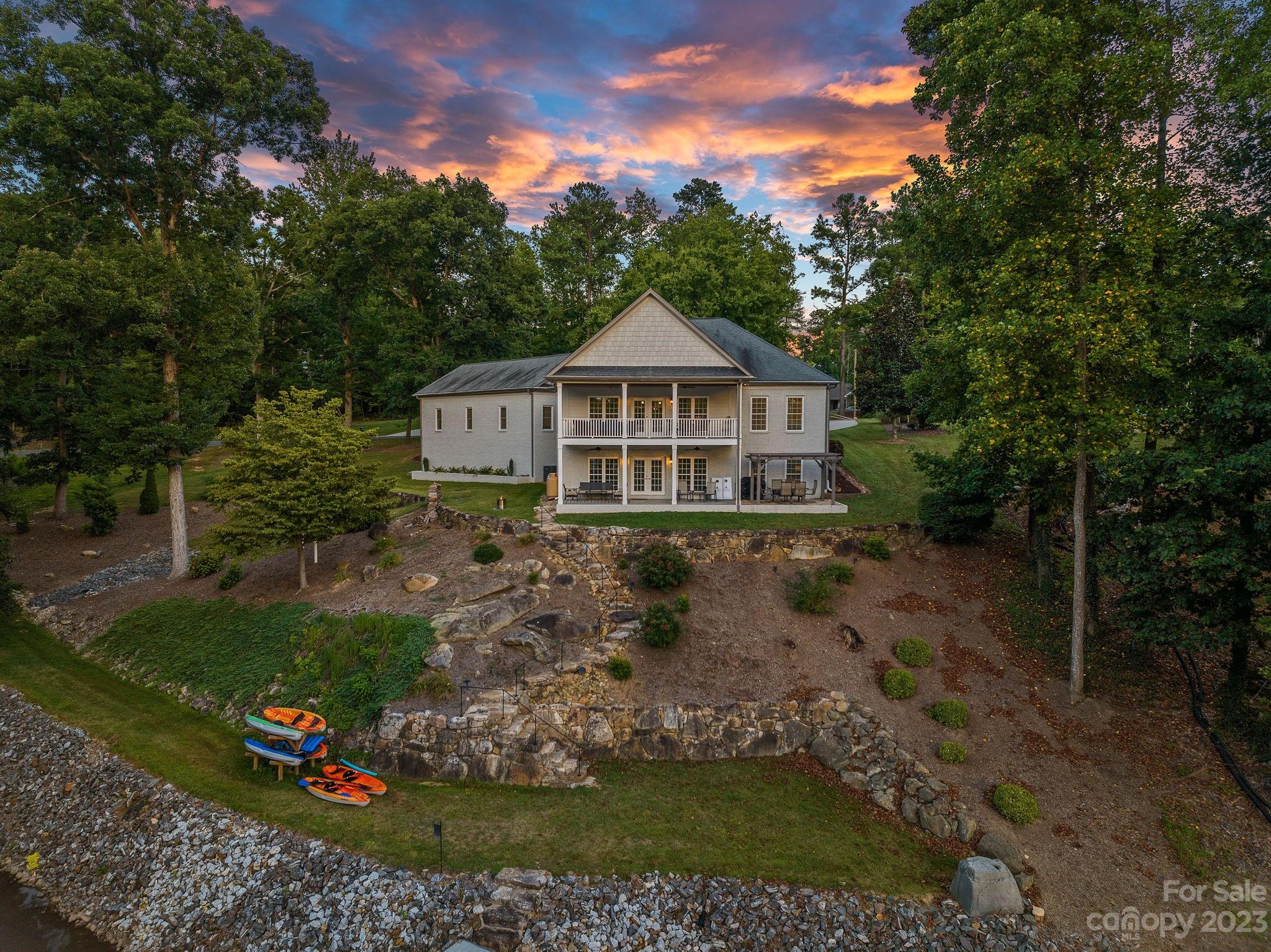 252 Greenbay Road