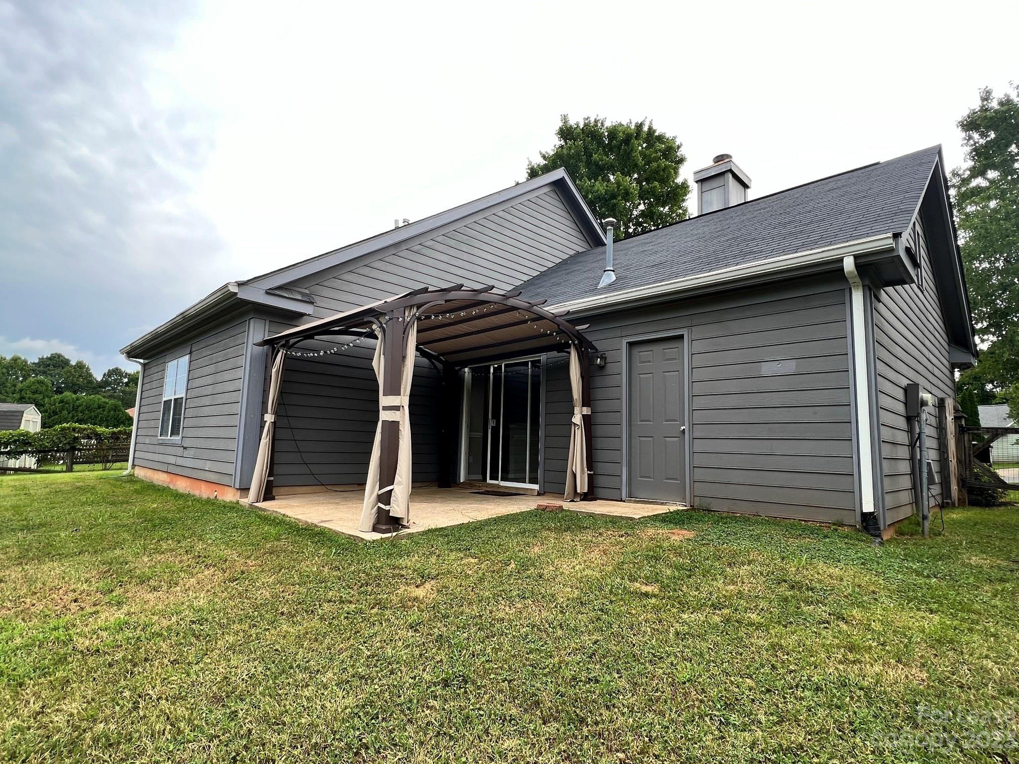 142 Green Dragon Court