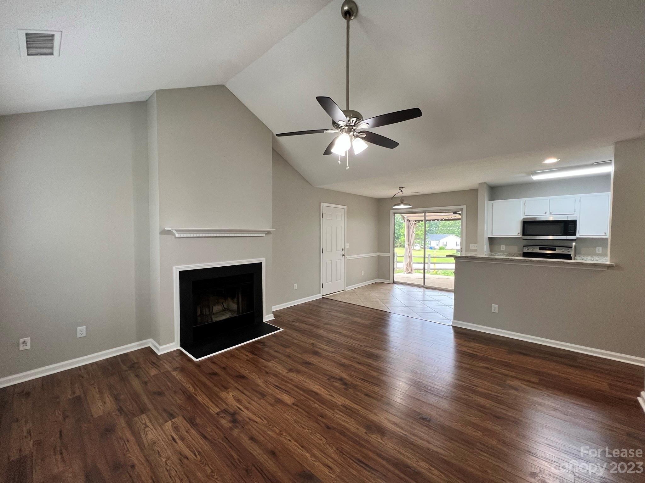 142 Green Dragon Court