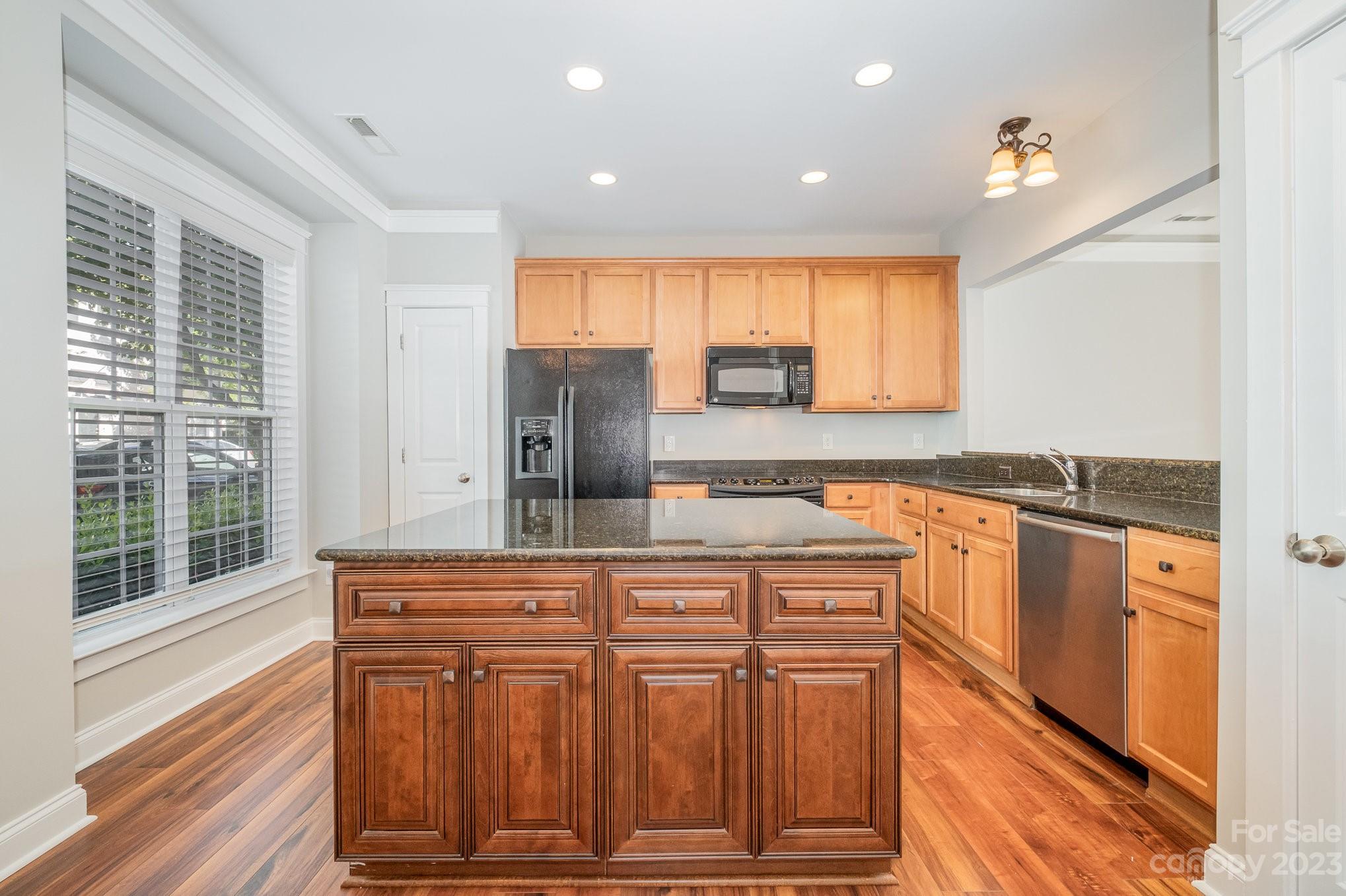 815 Cattaloochee Lane