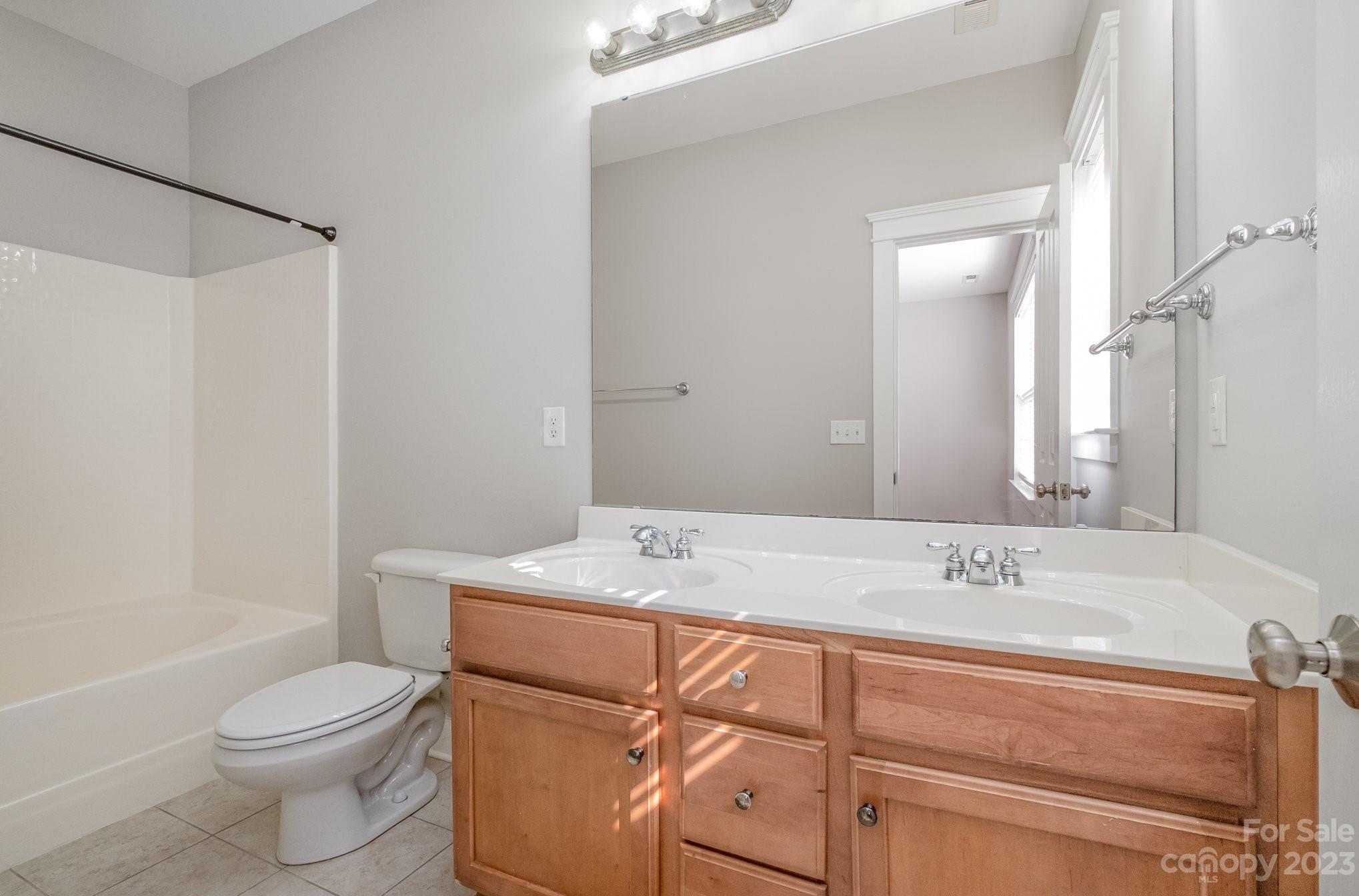 815 Cattaloochee Lane