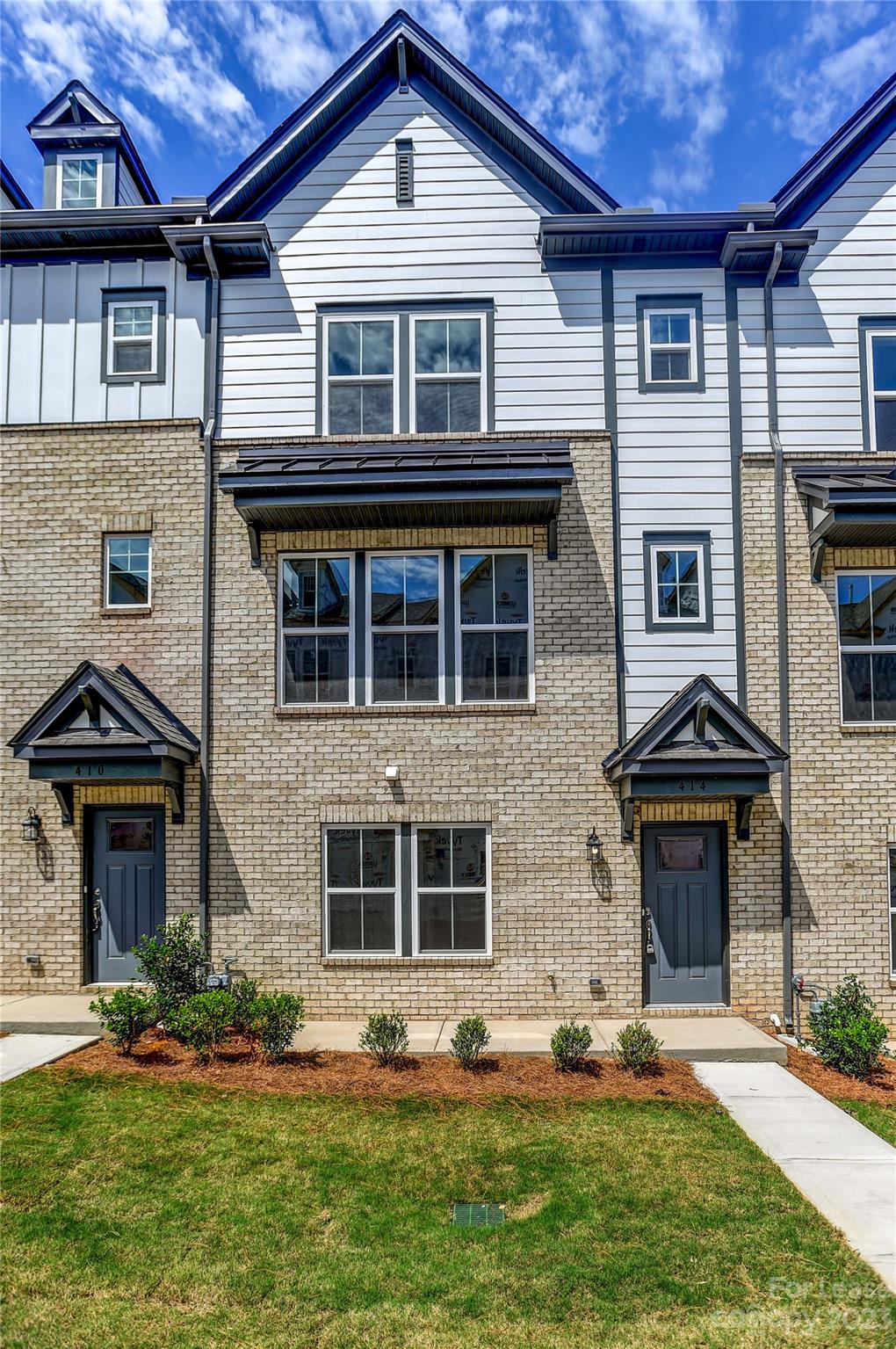 414 Grey Reagan Trail