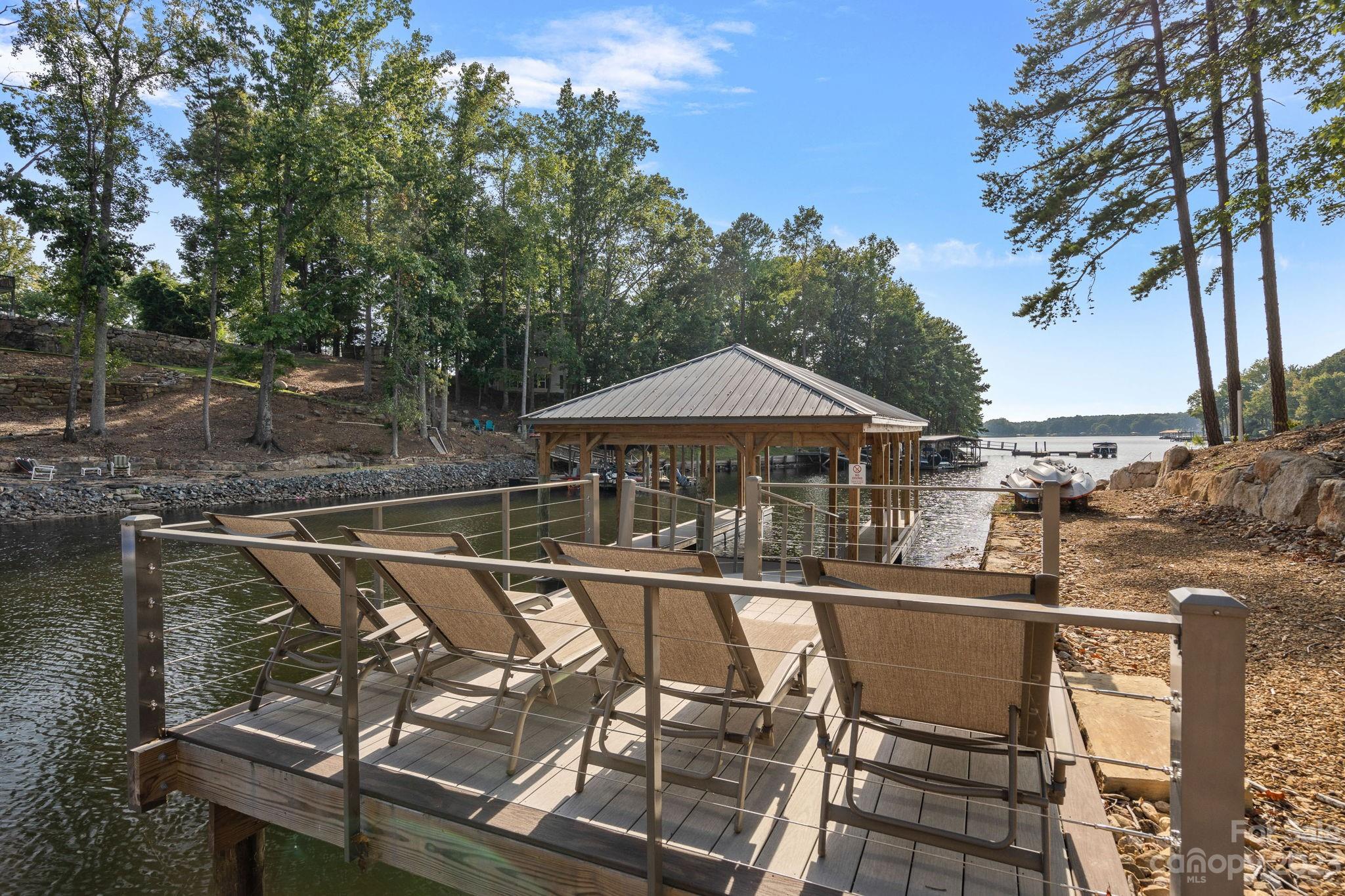 222 Greenbay Road