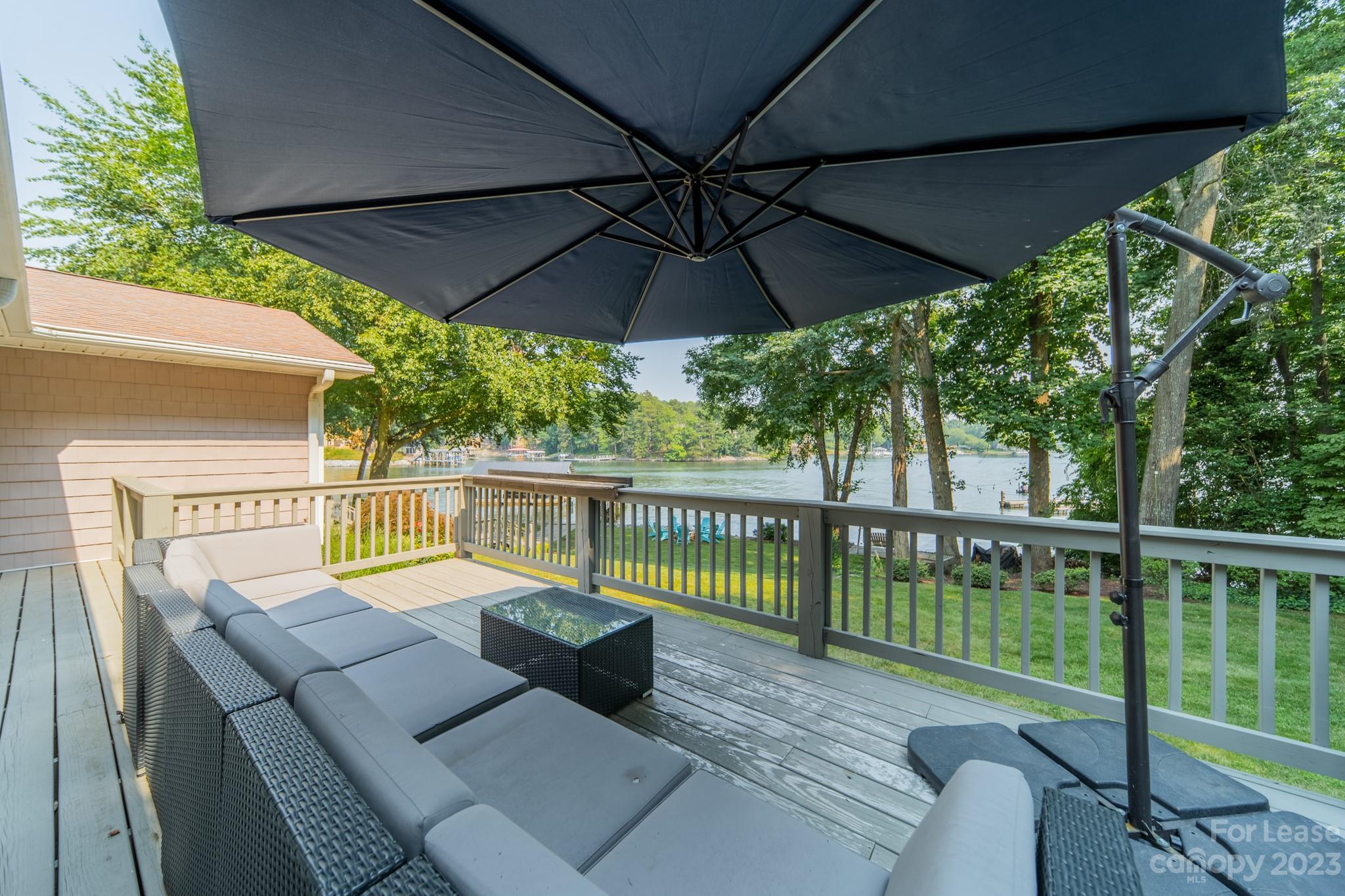 225 Paradise Peninsula Road