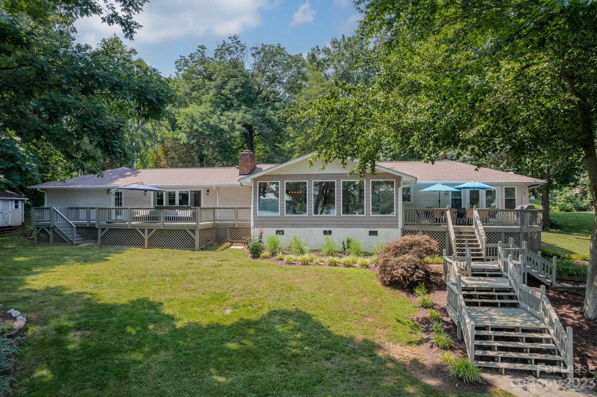 225 Paradise Peninsula Road
