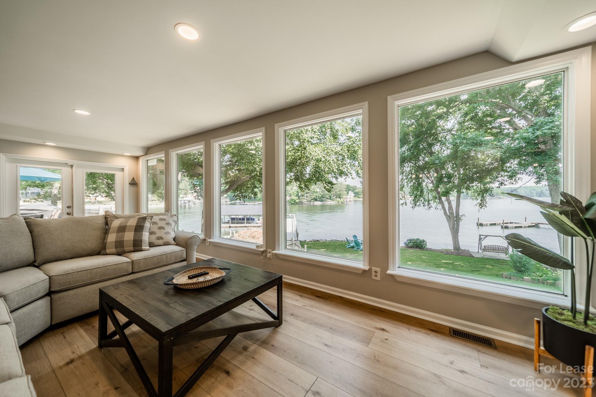 225 Paradise Peninsula Road
