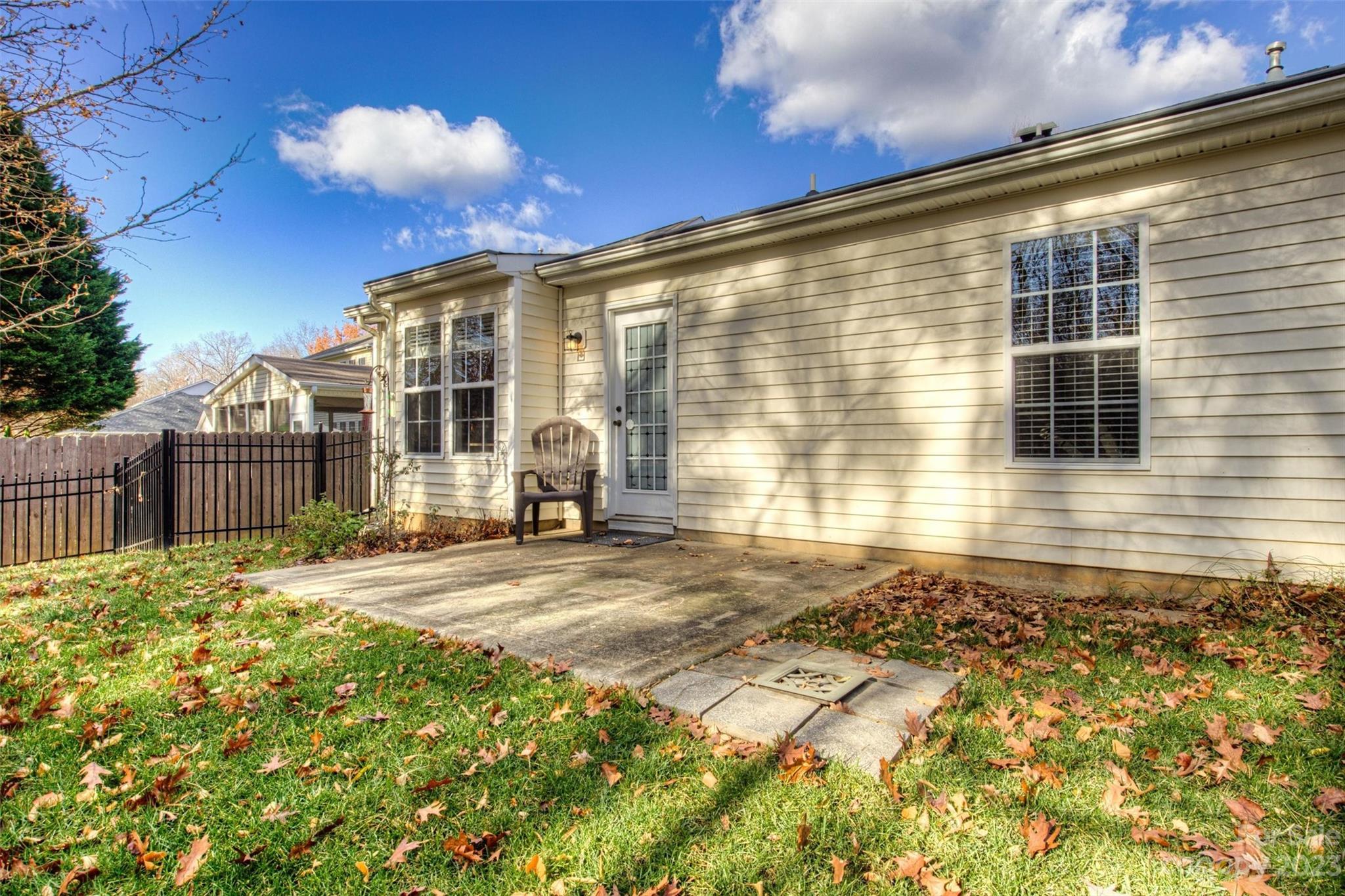 1818 Wilburn Park Lane NW