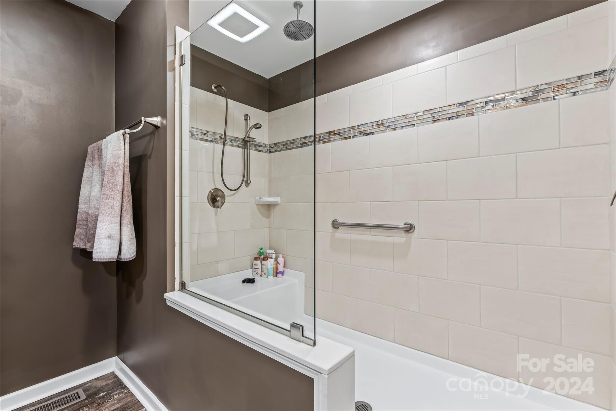 1730 Enochville Road Unit: 9