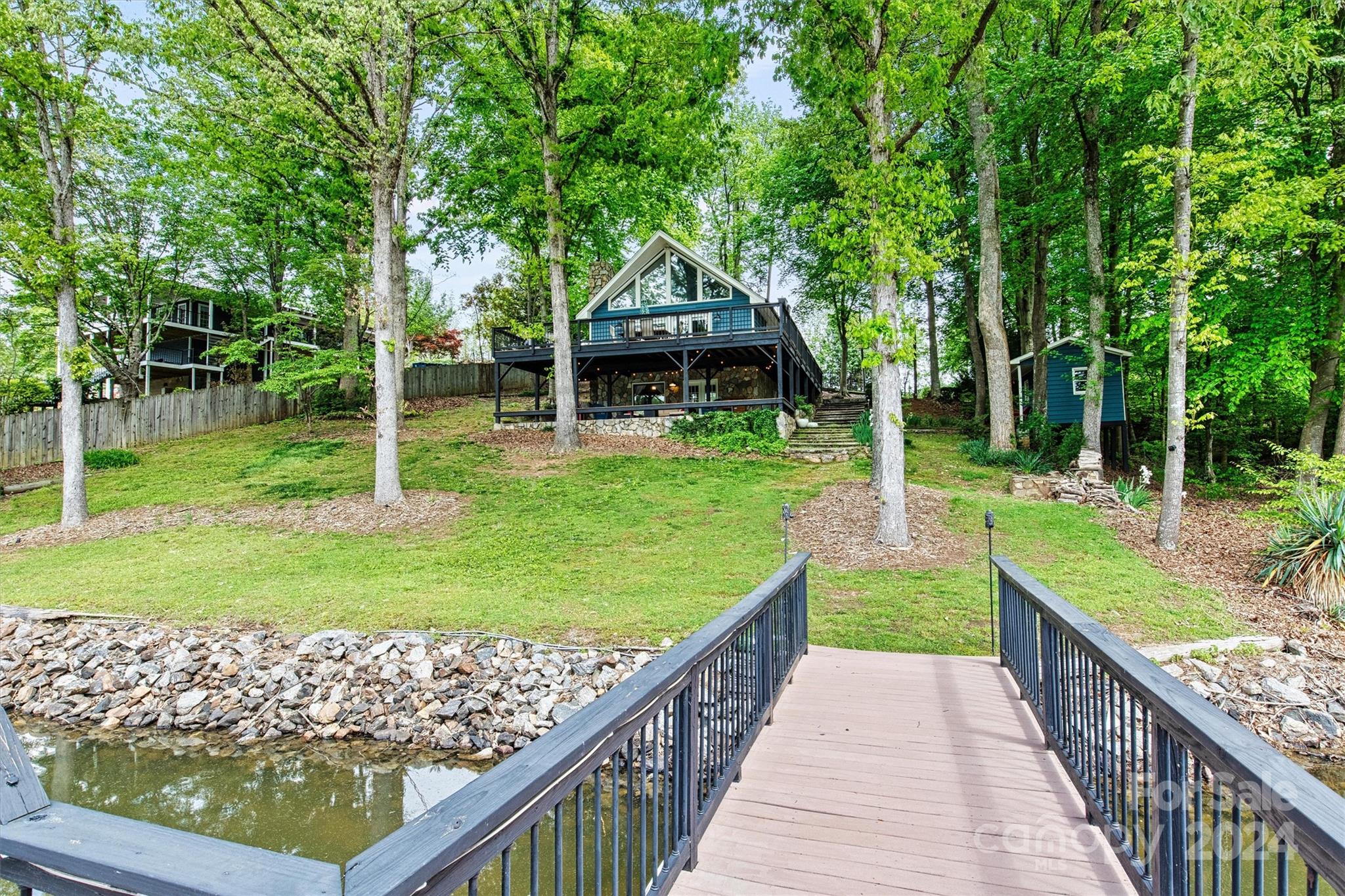 6892 Shade Tree Lane