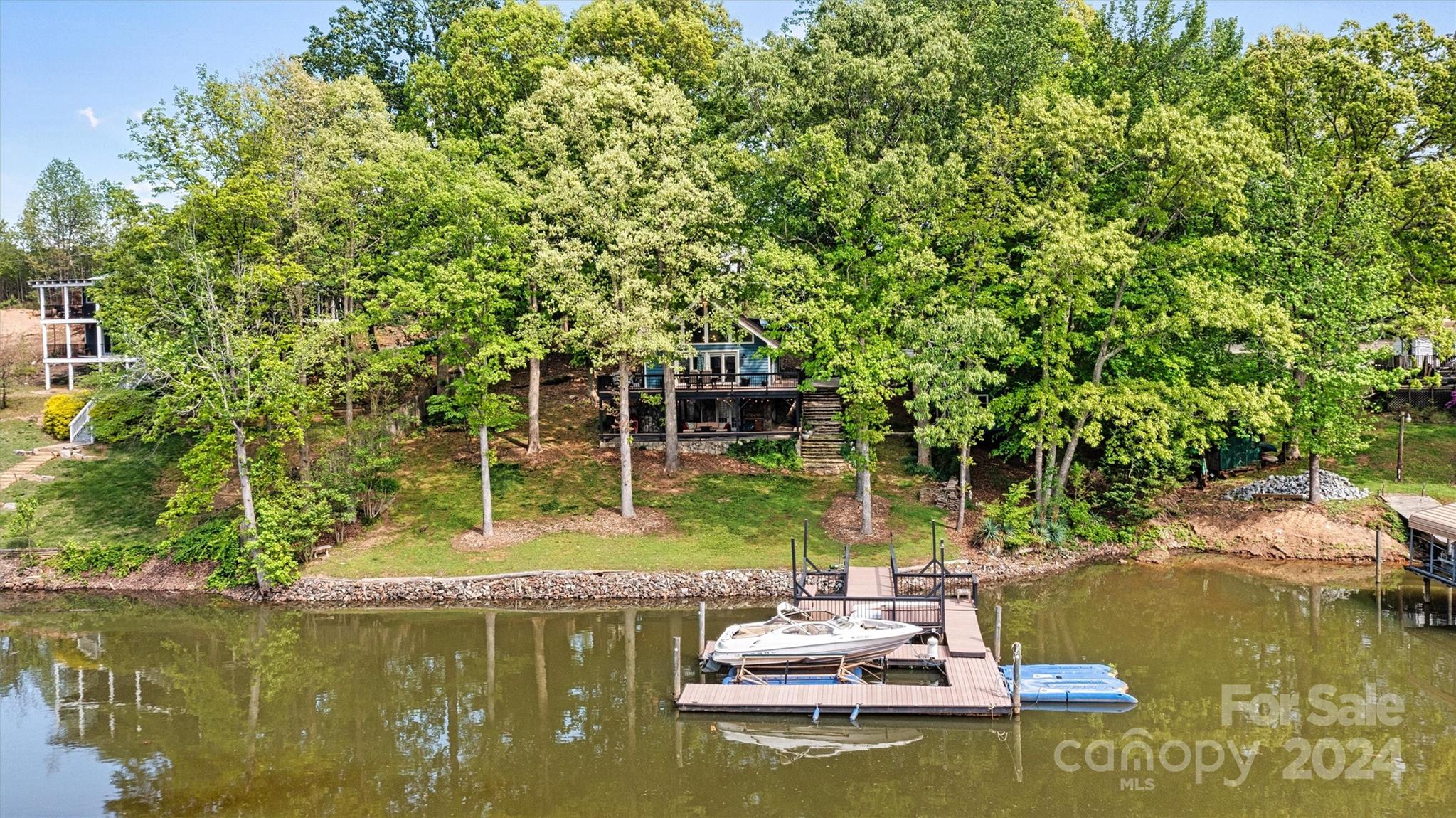 6892 Shade Tree Lane