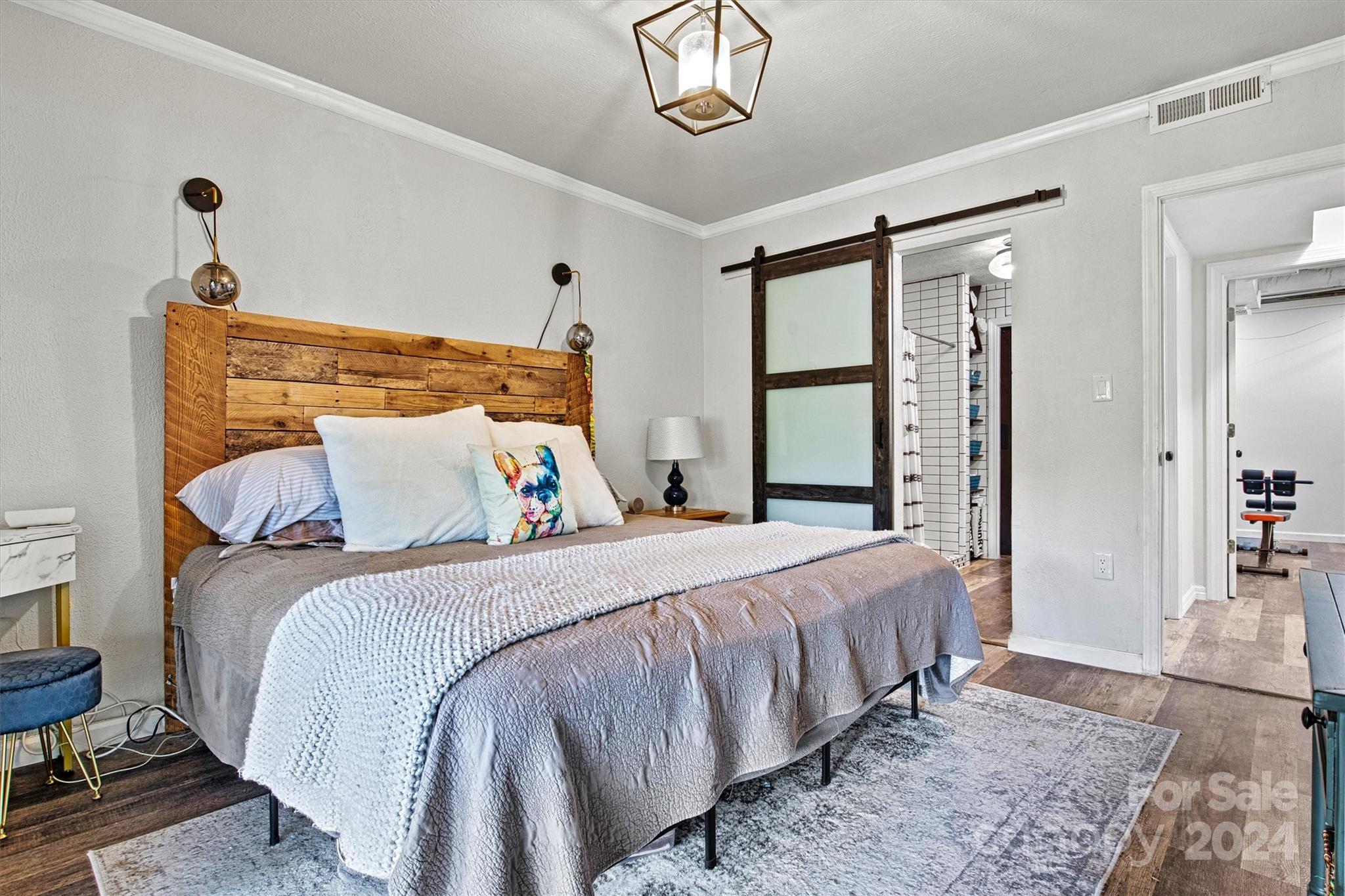 6892 Shade Tree Lane