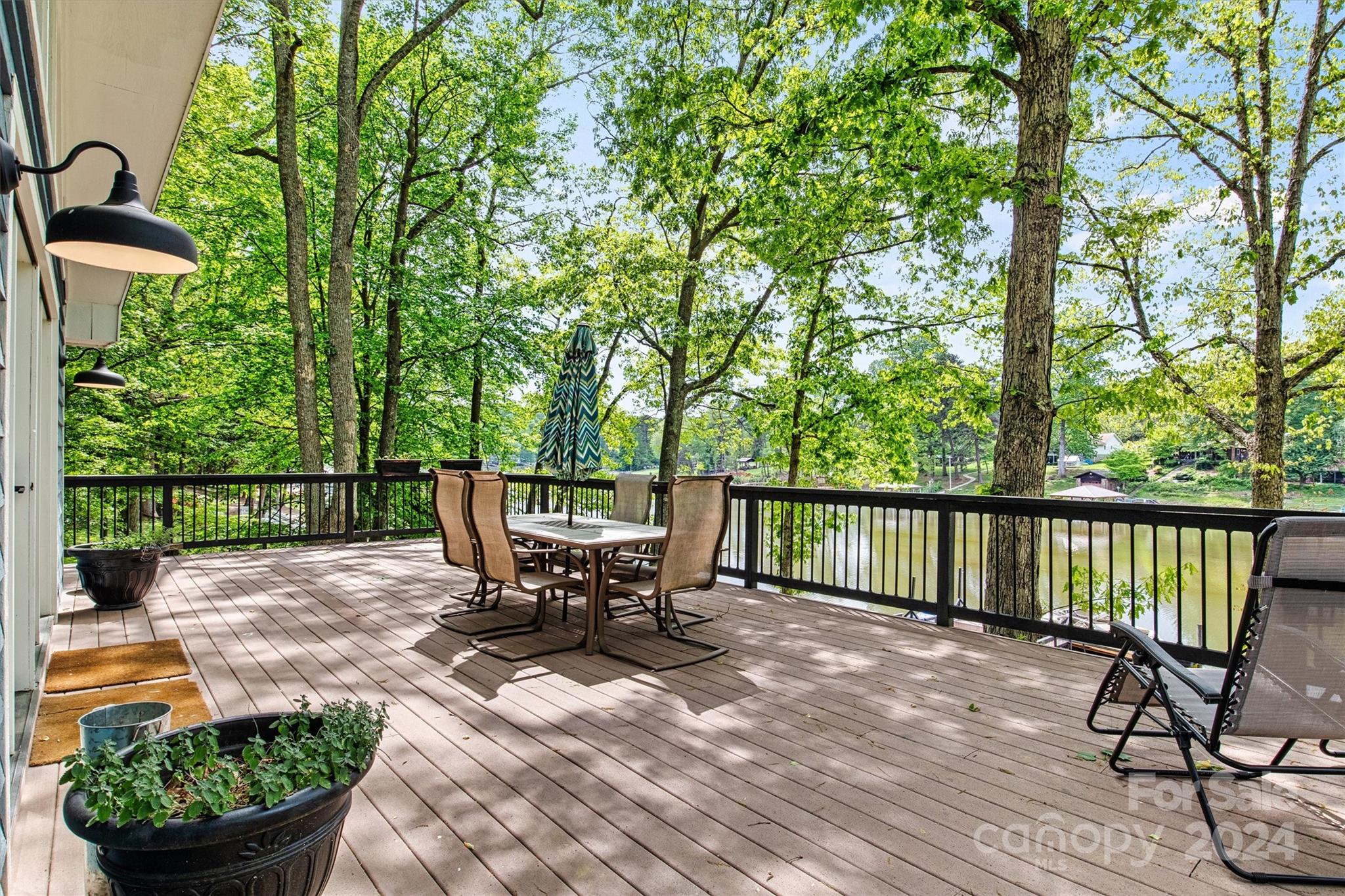 6892 Shade Tree Lane