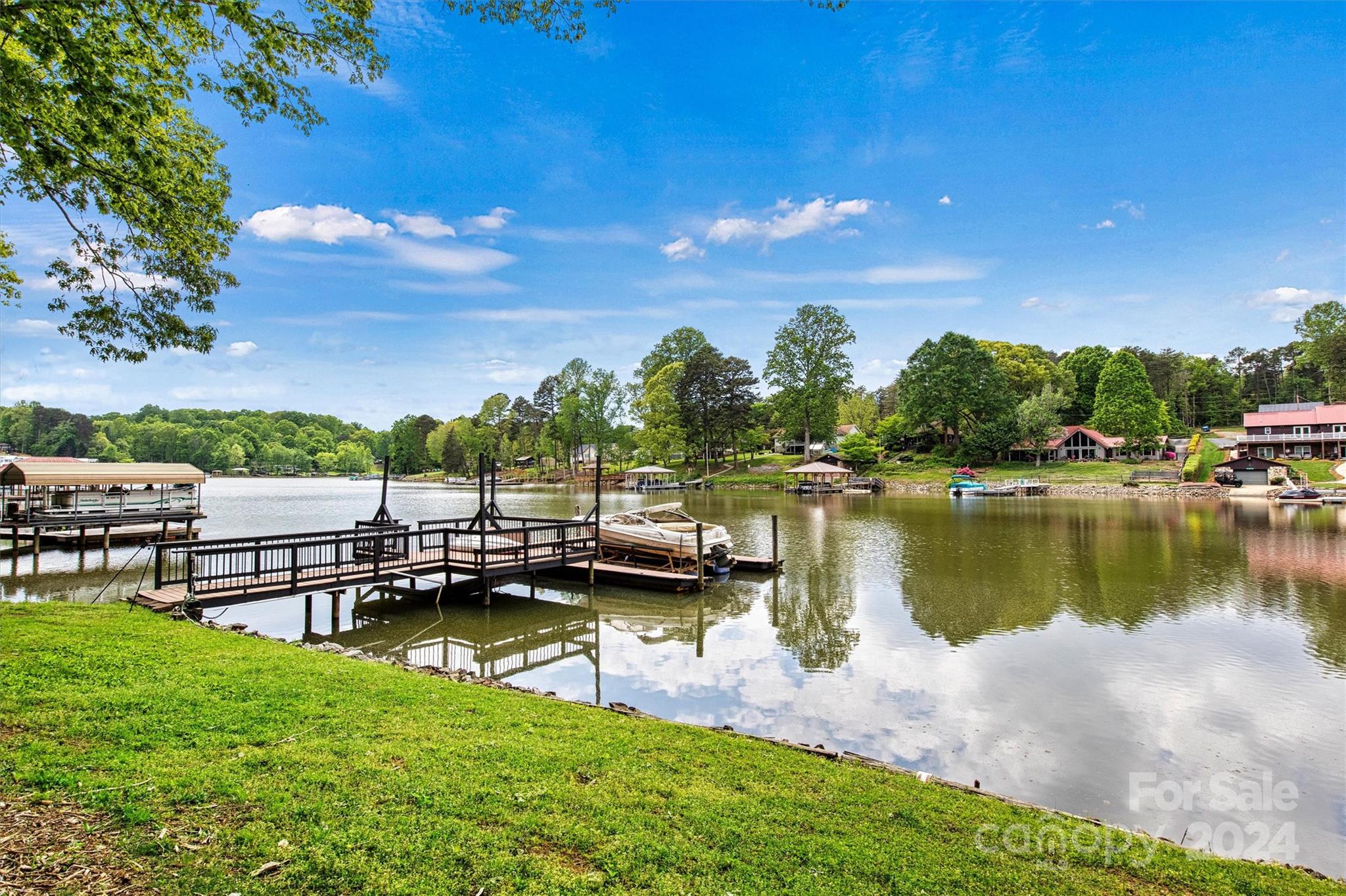 6892 Shade Tree Lane
