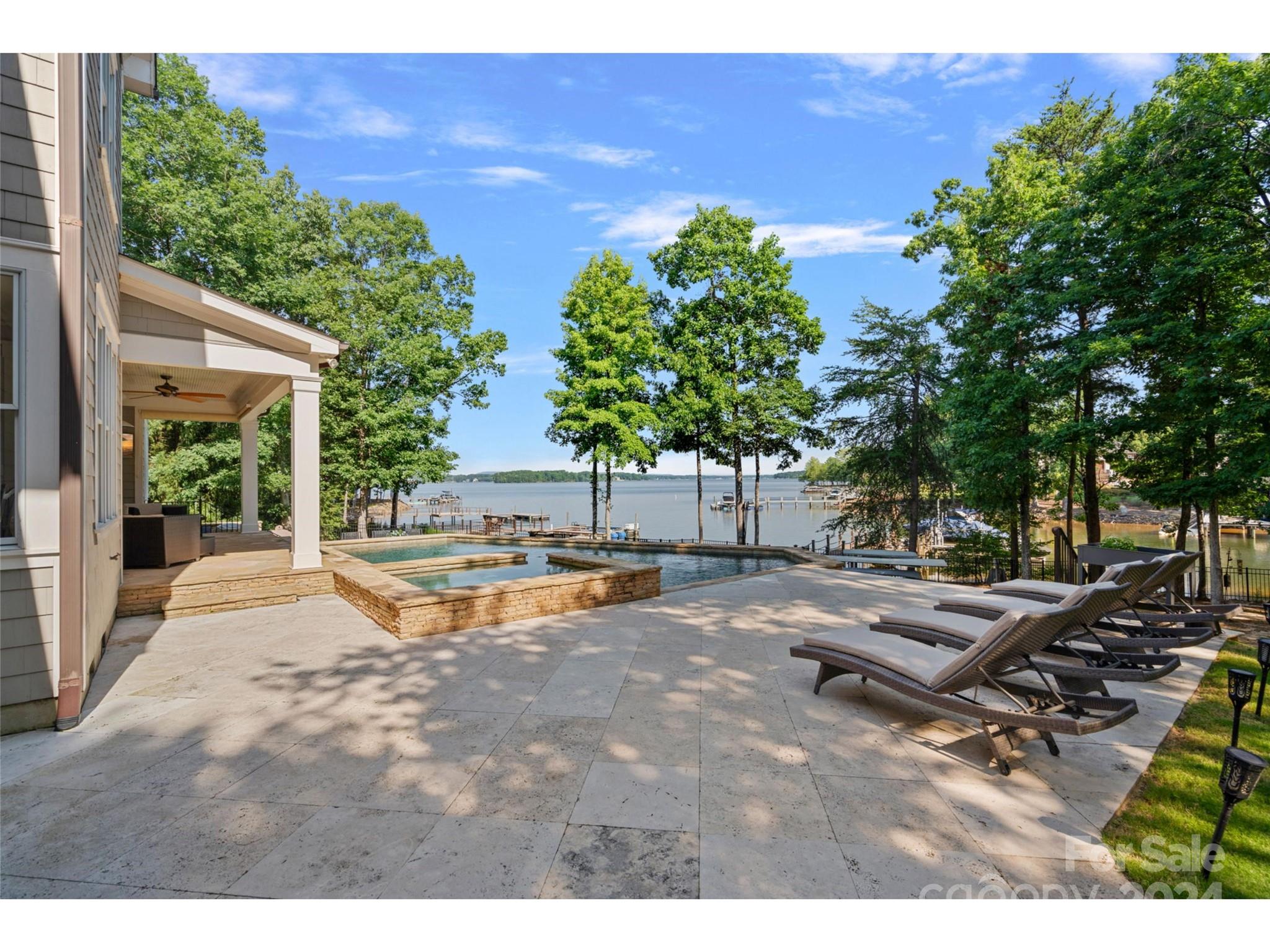 144 Heathland Lane