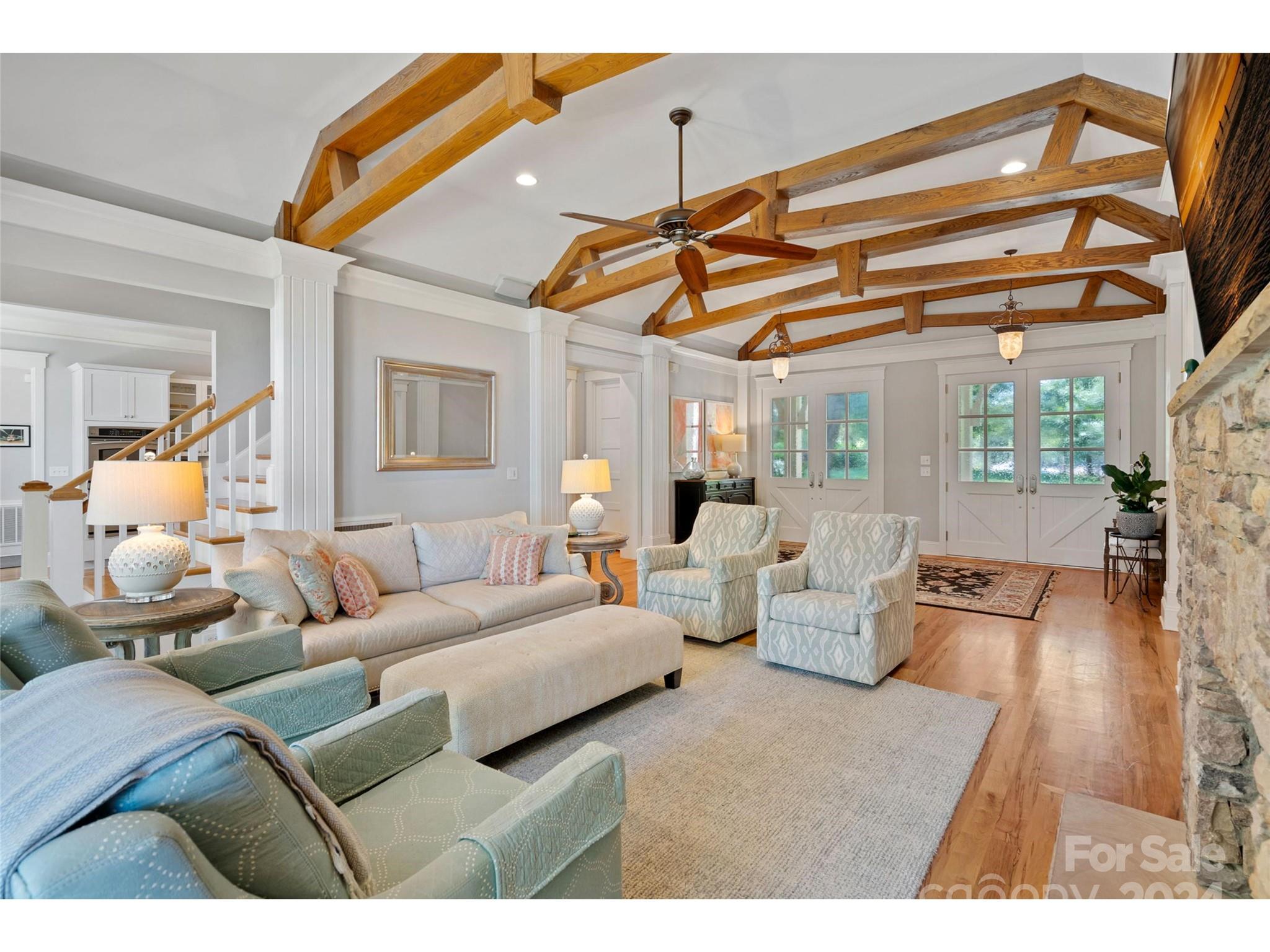 144 Heathland Lane