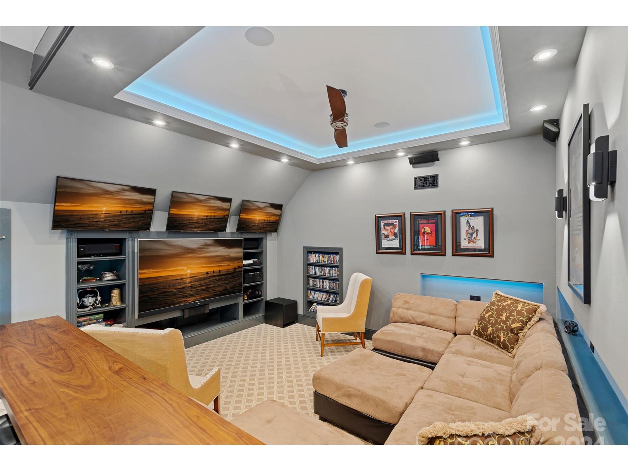 144 Heathland Lane