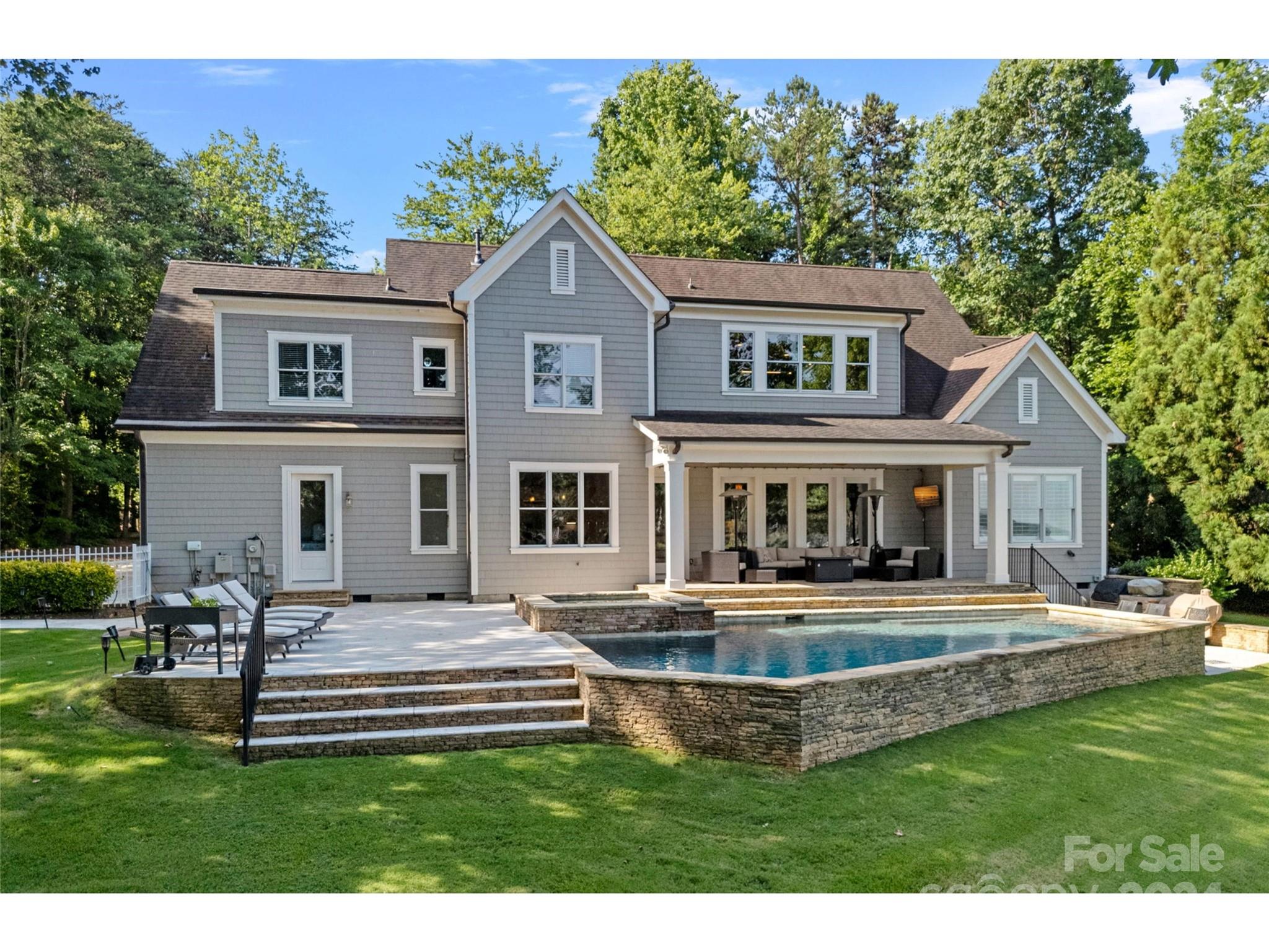 144 Heathland Lane