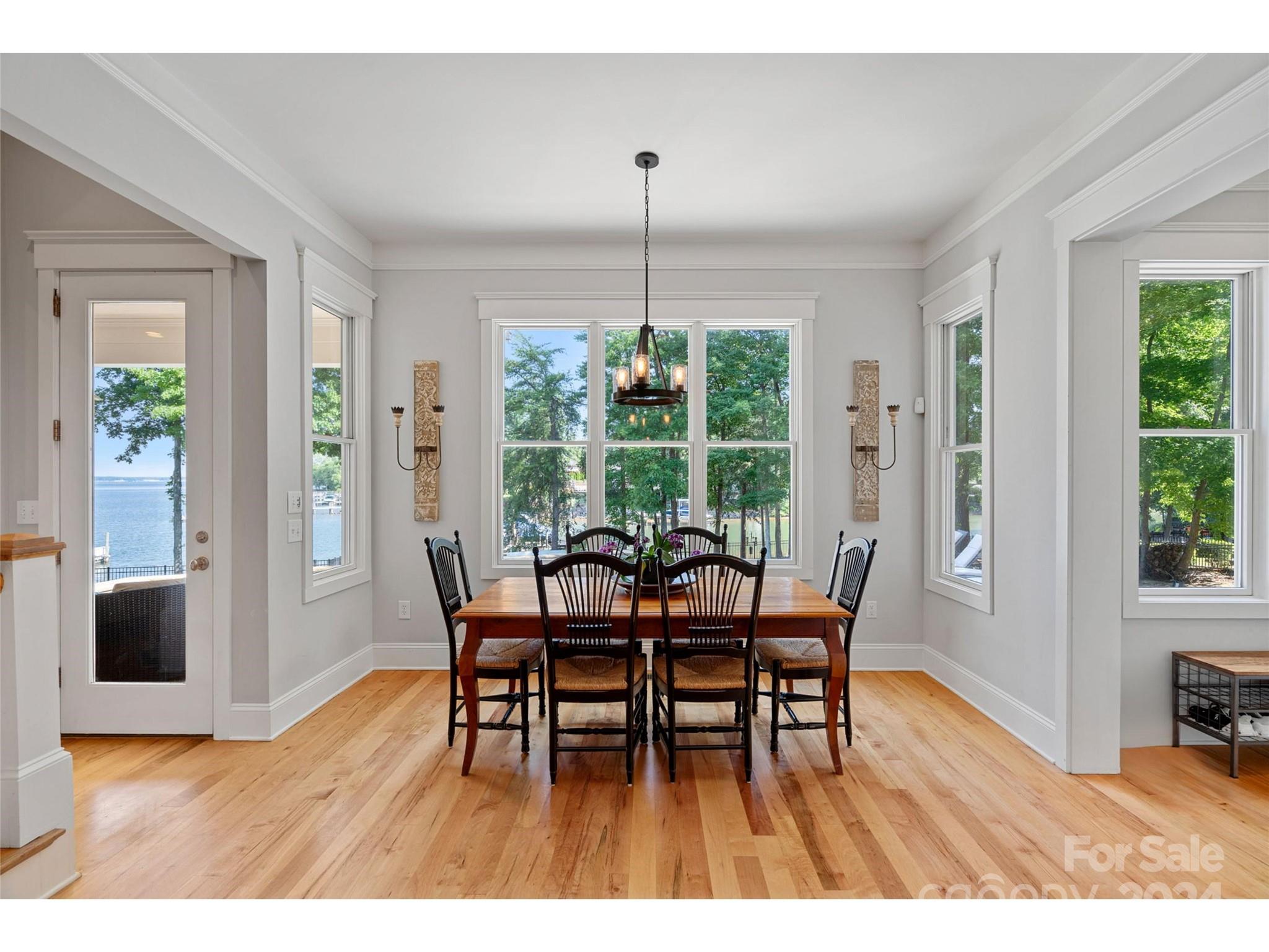 144 Heathland Lane