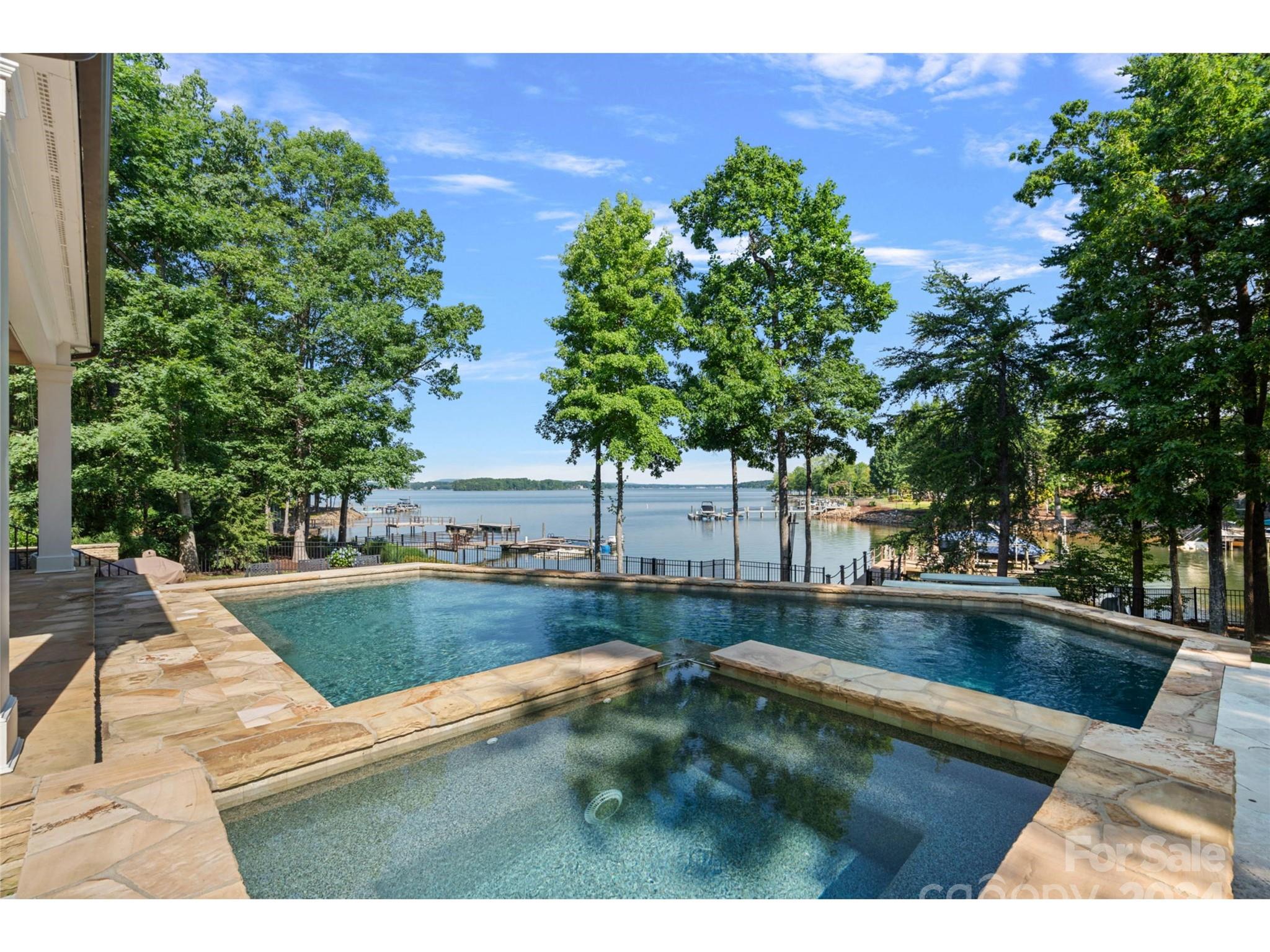 144 Heathland Lane