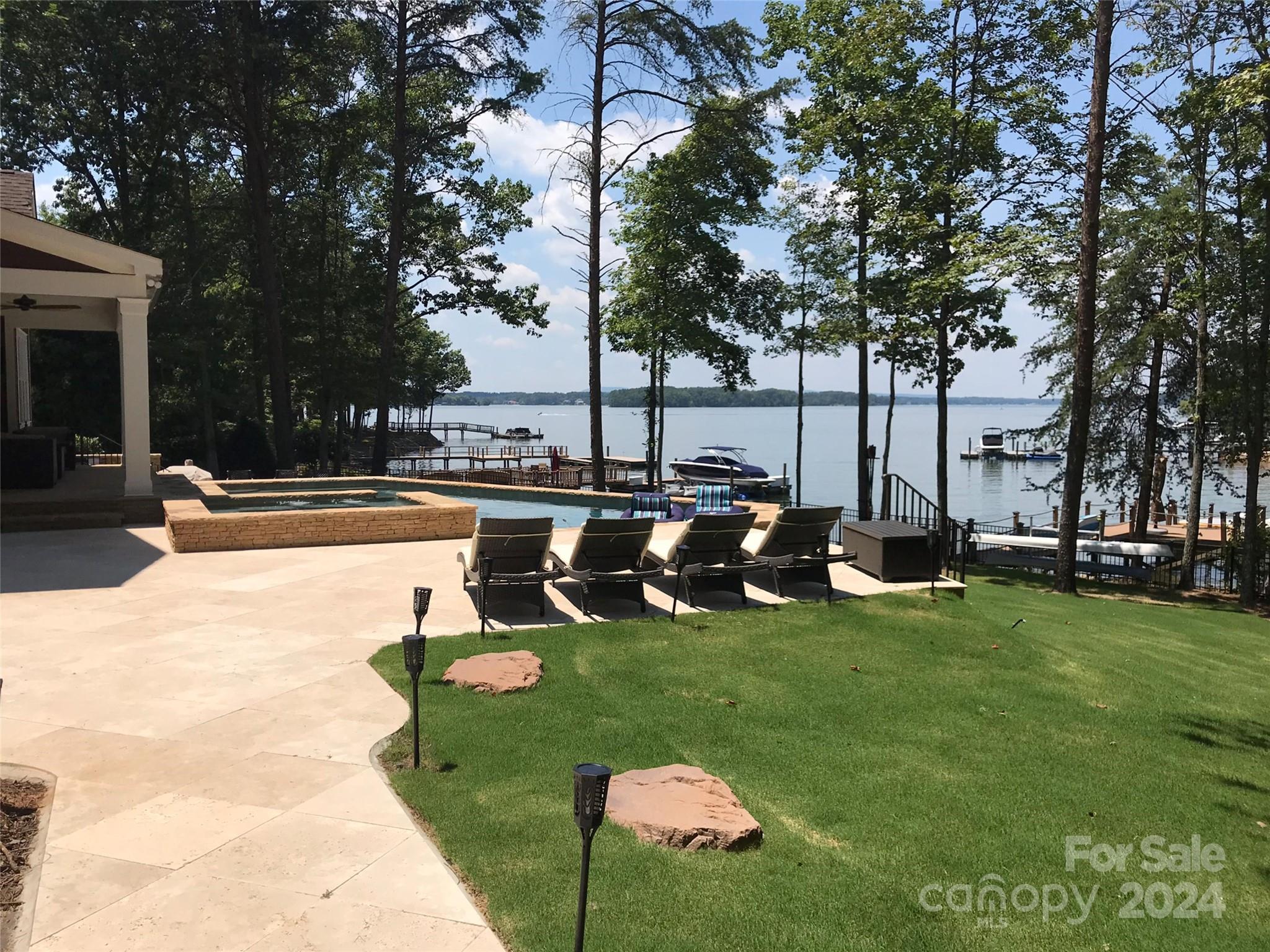 144 Heathland Lane