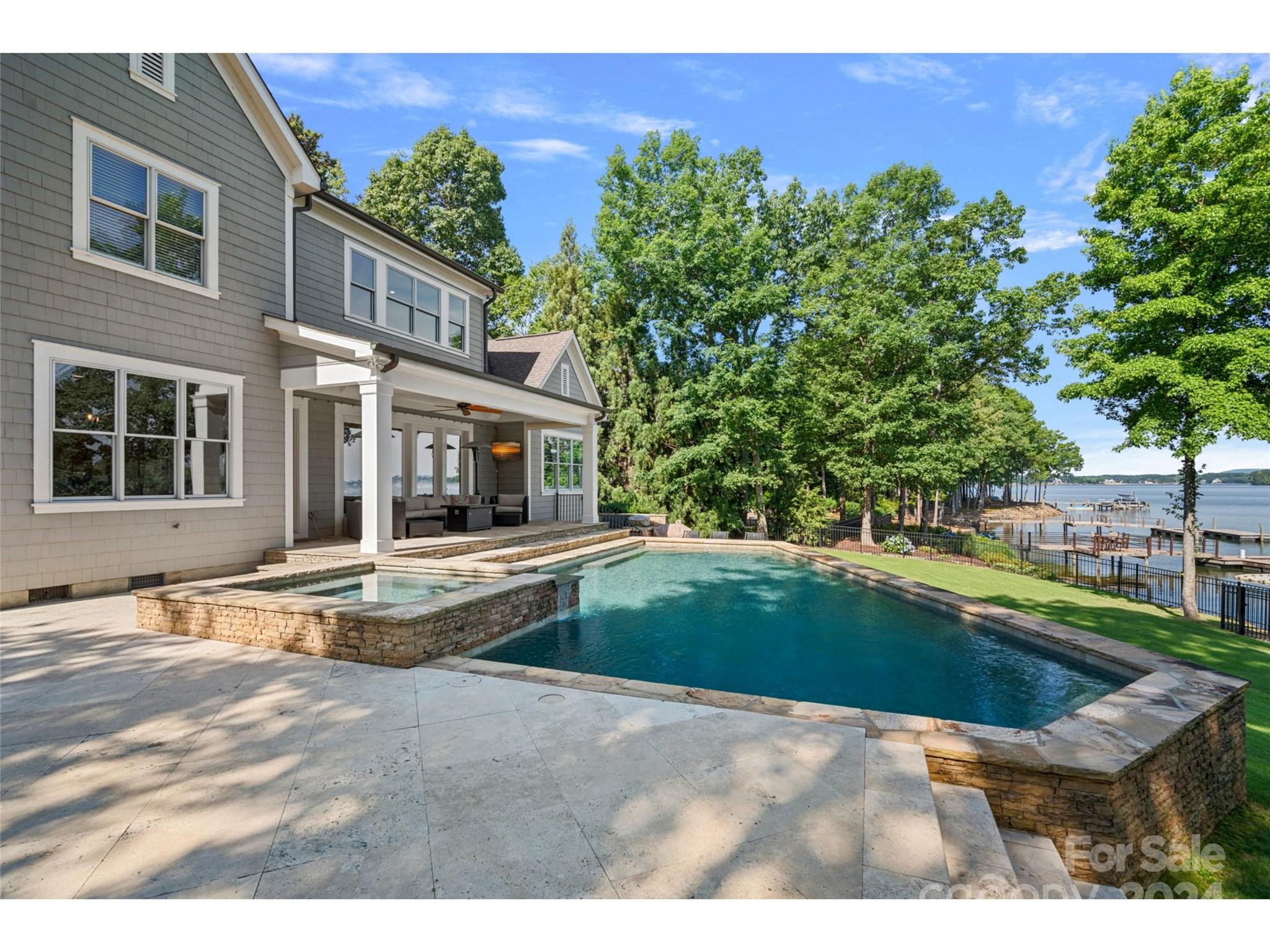 144 Heathland Lane