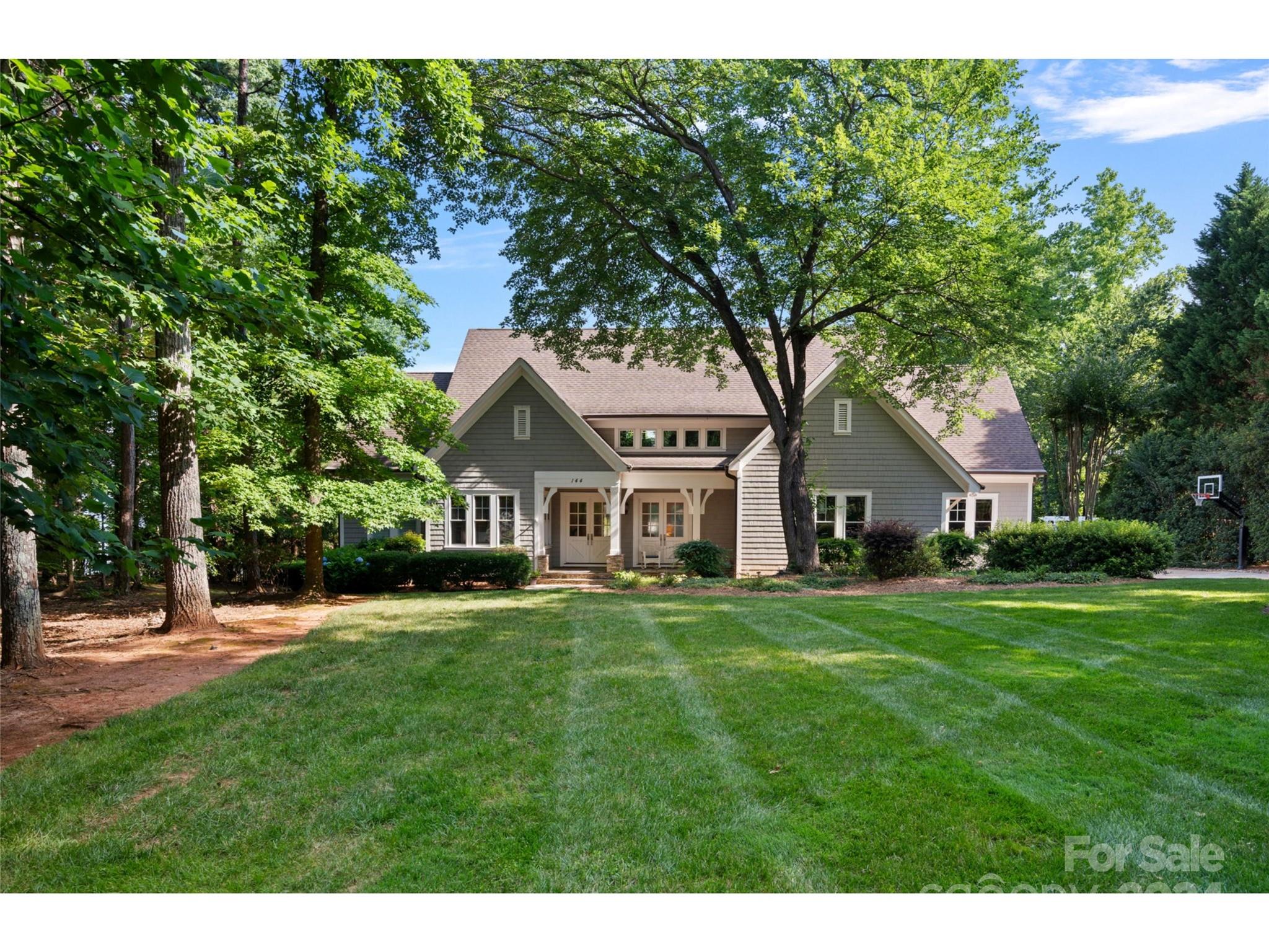 144 Heathland Lane