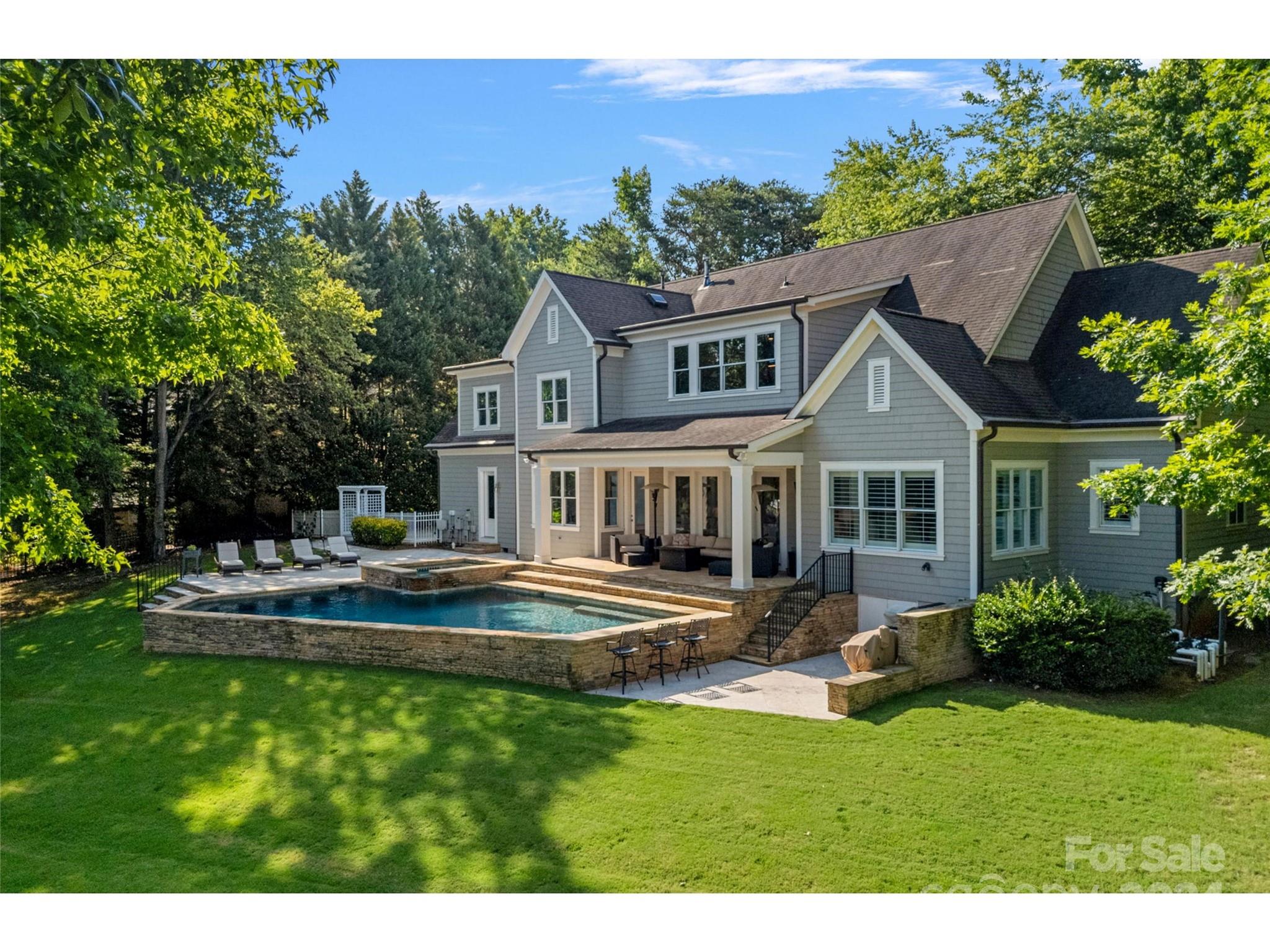 144 Heathland Lane