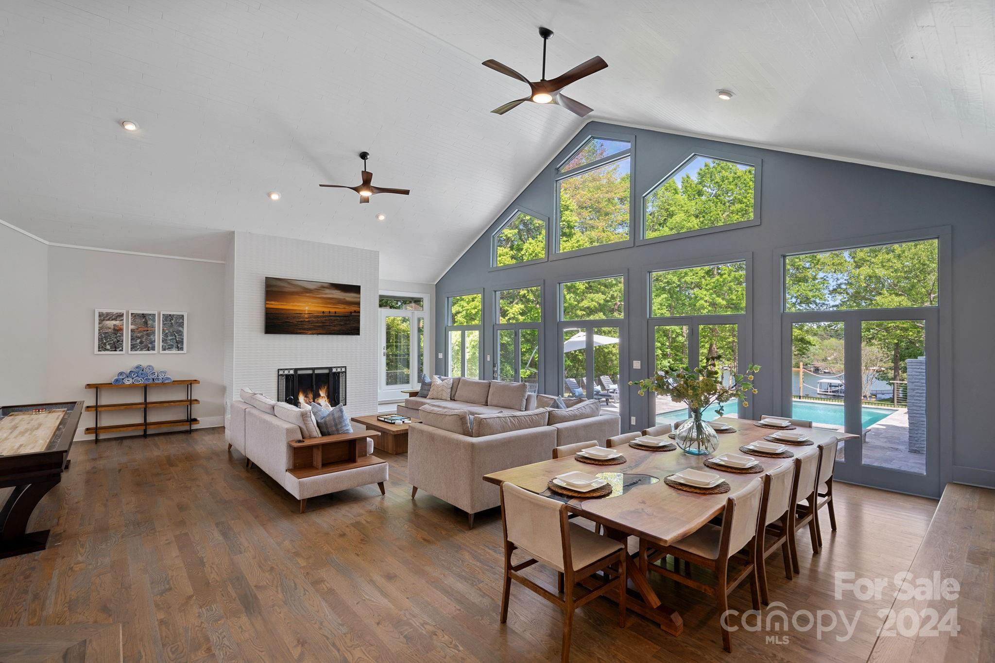 144 Bridlepath Lane