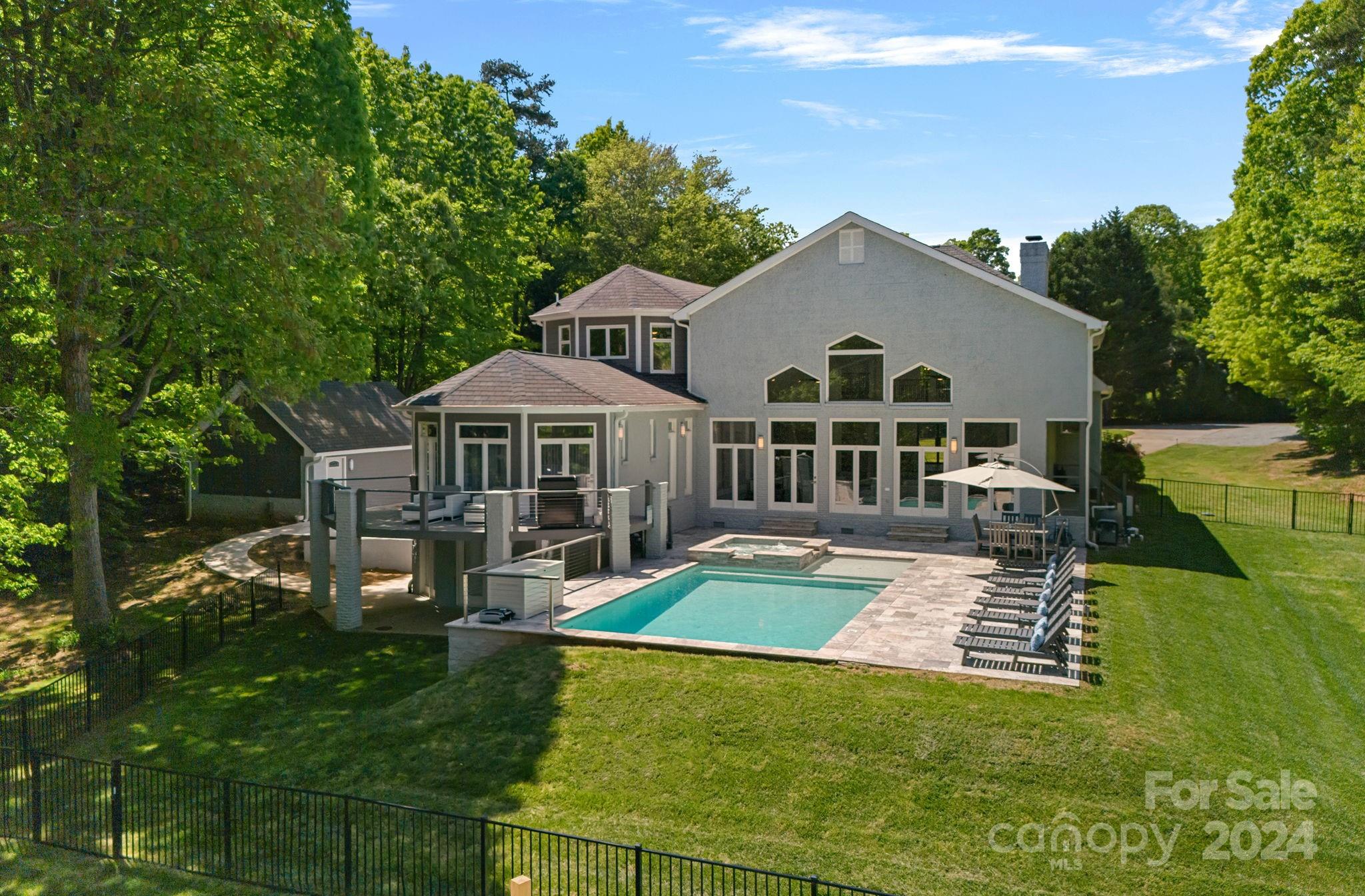 144 Bridlepath Lane
