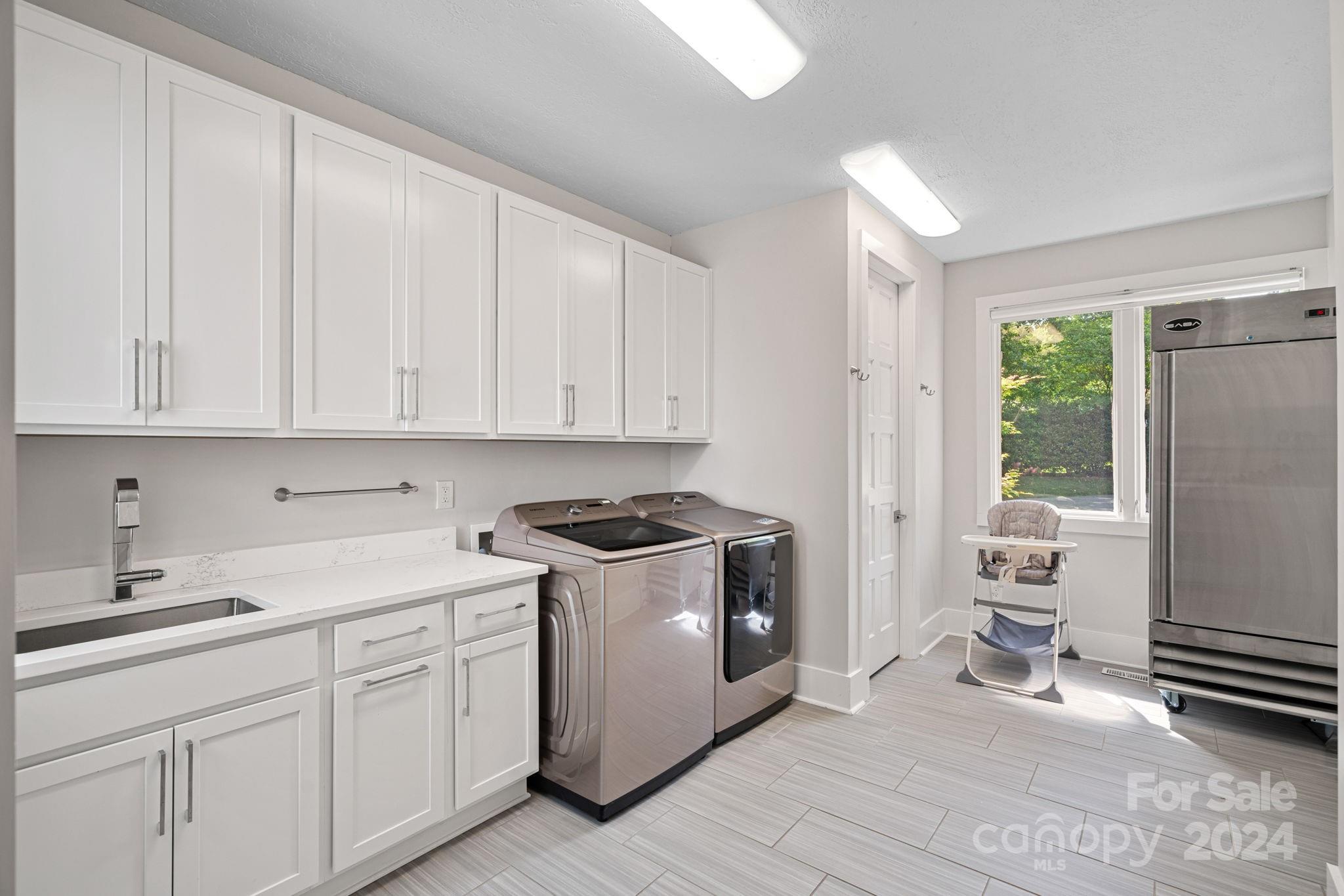144 Bridlepath Lane