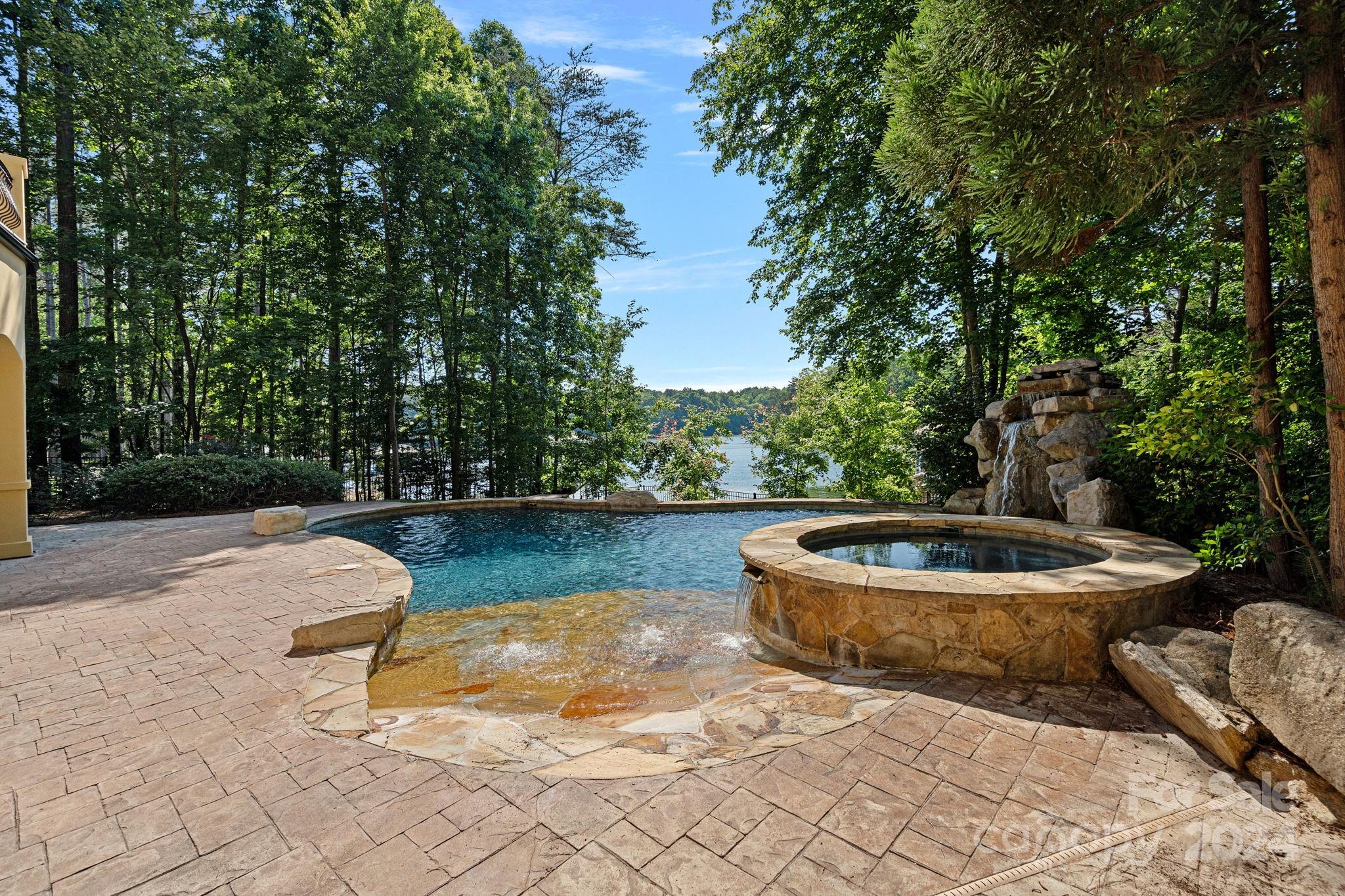 8790 Colebridge Court