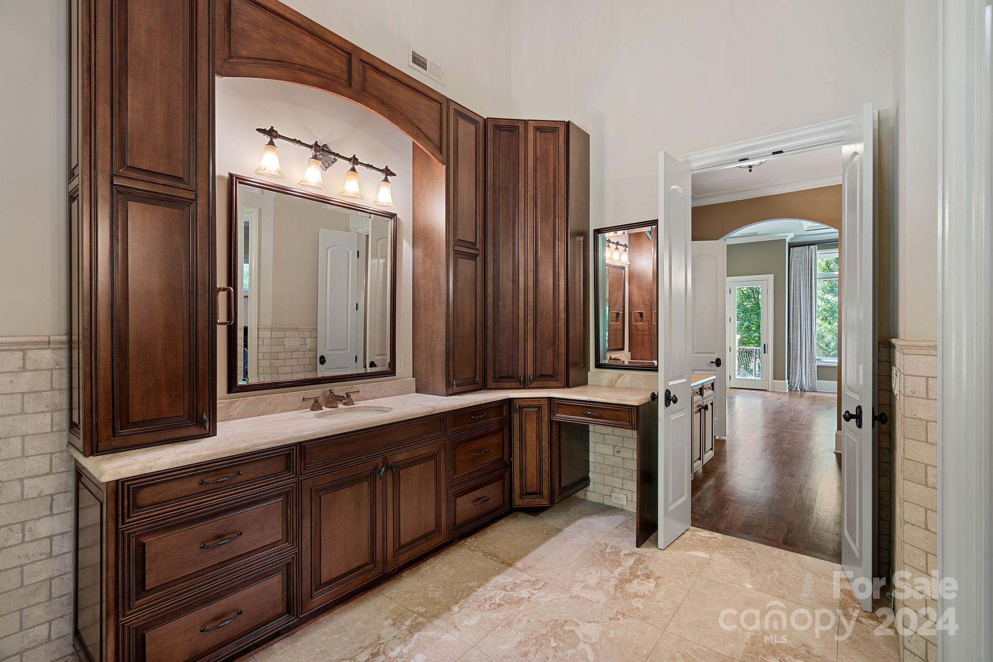 8790 Colebridge Court