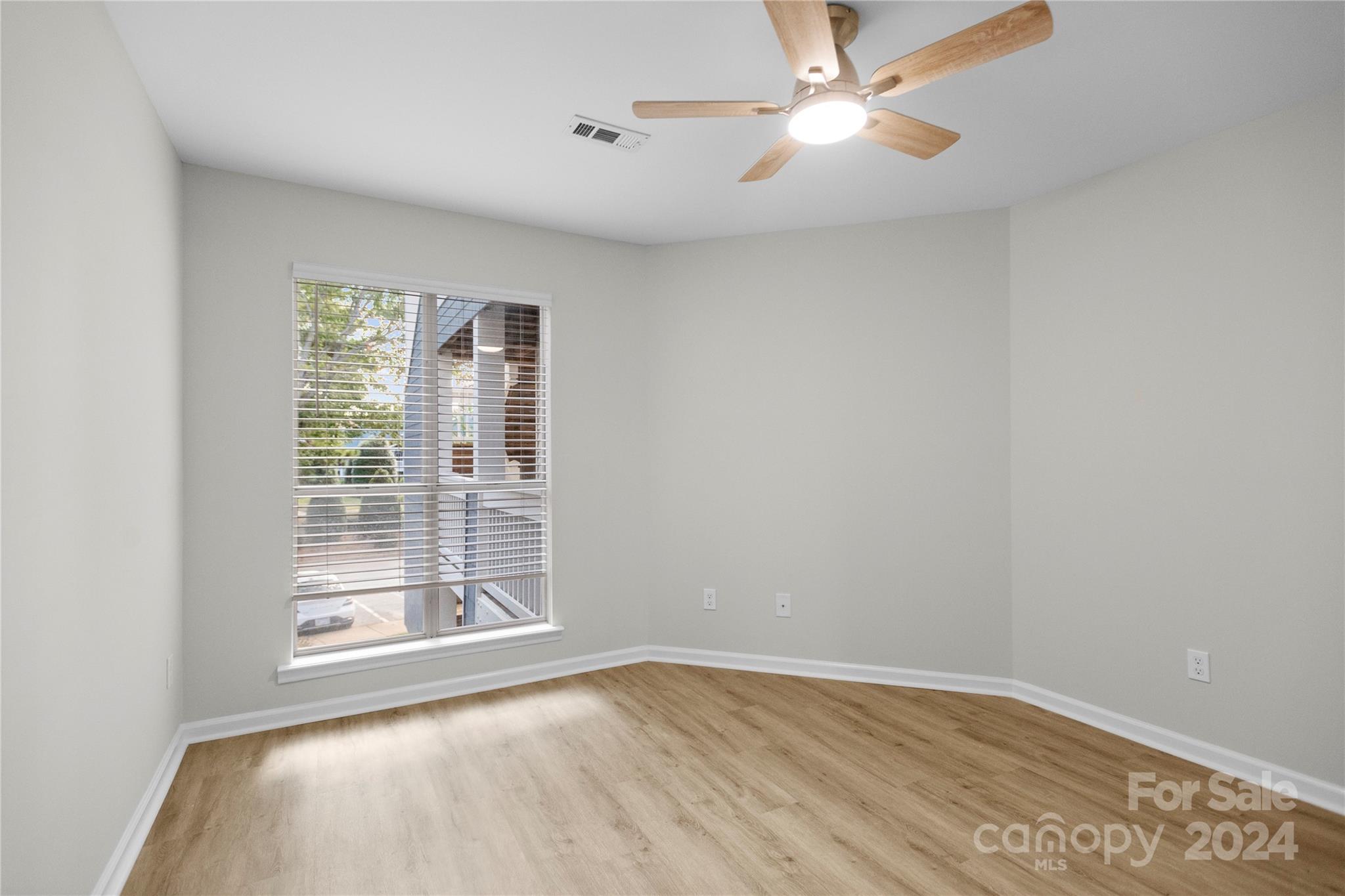 944 Southwest Drive