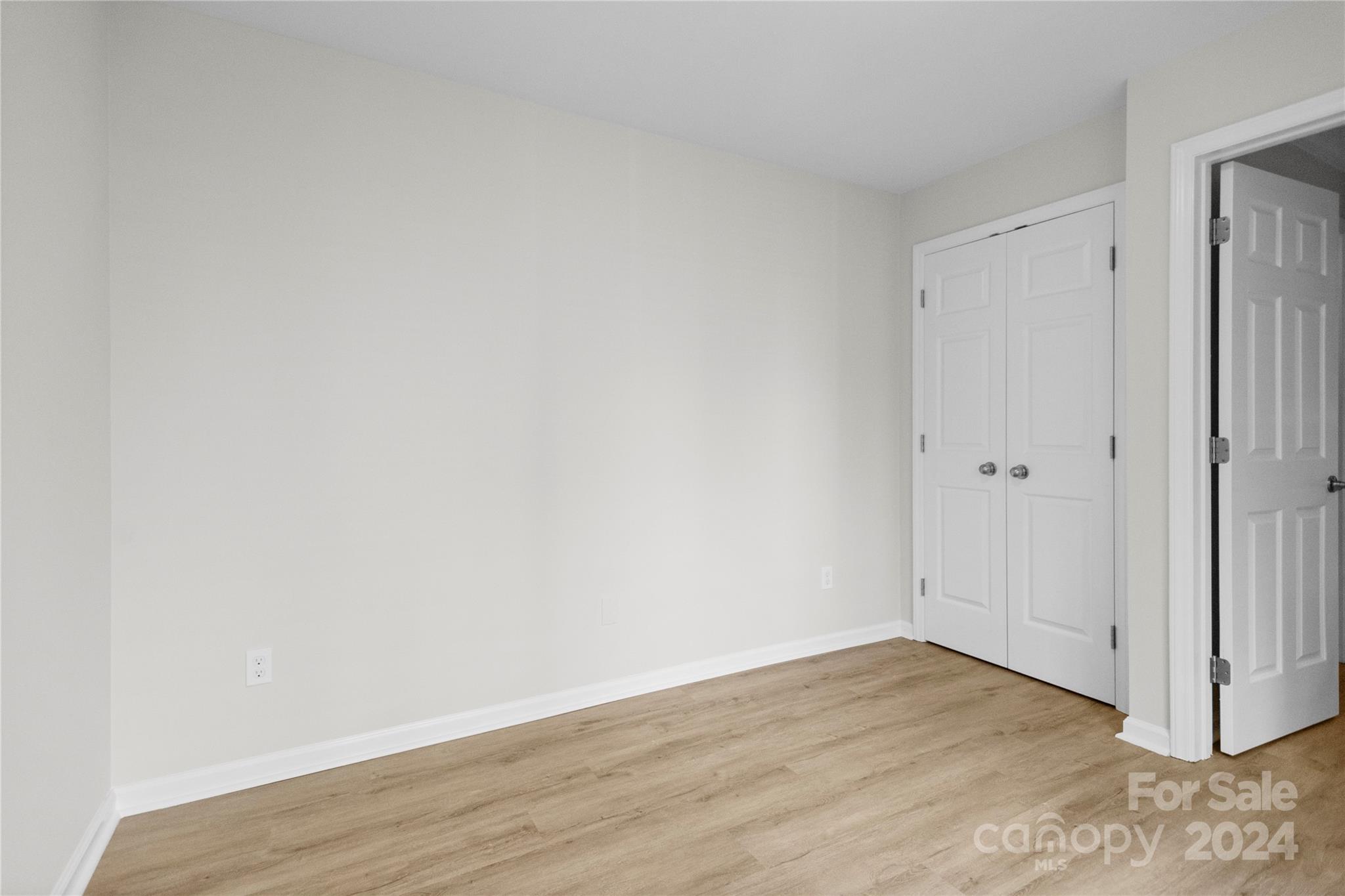944 Southwest Drive