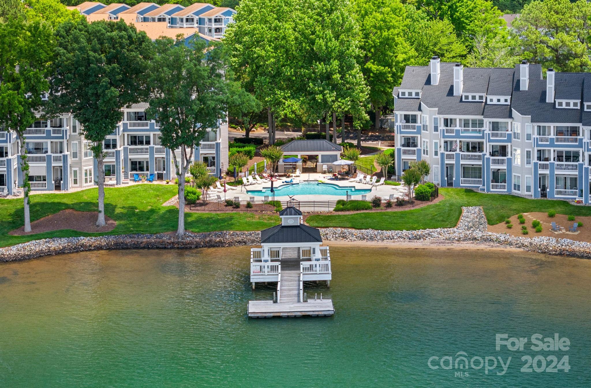 944 Southwest Drive