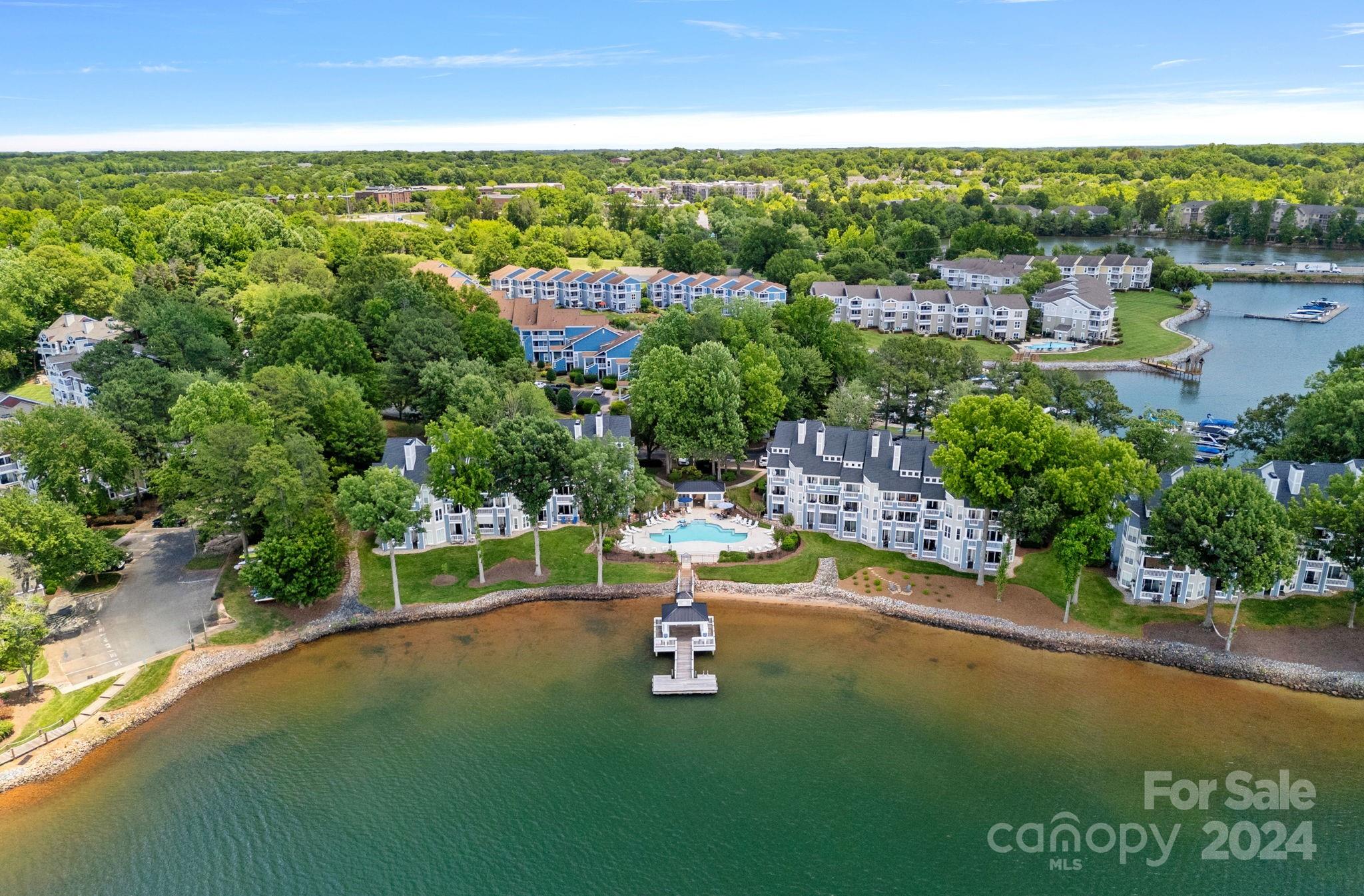944 Southwest Drive