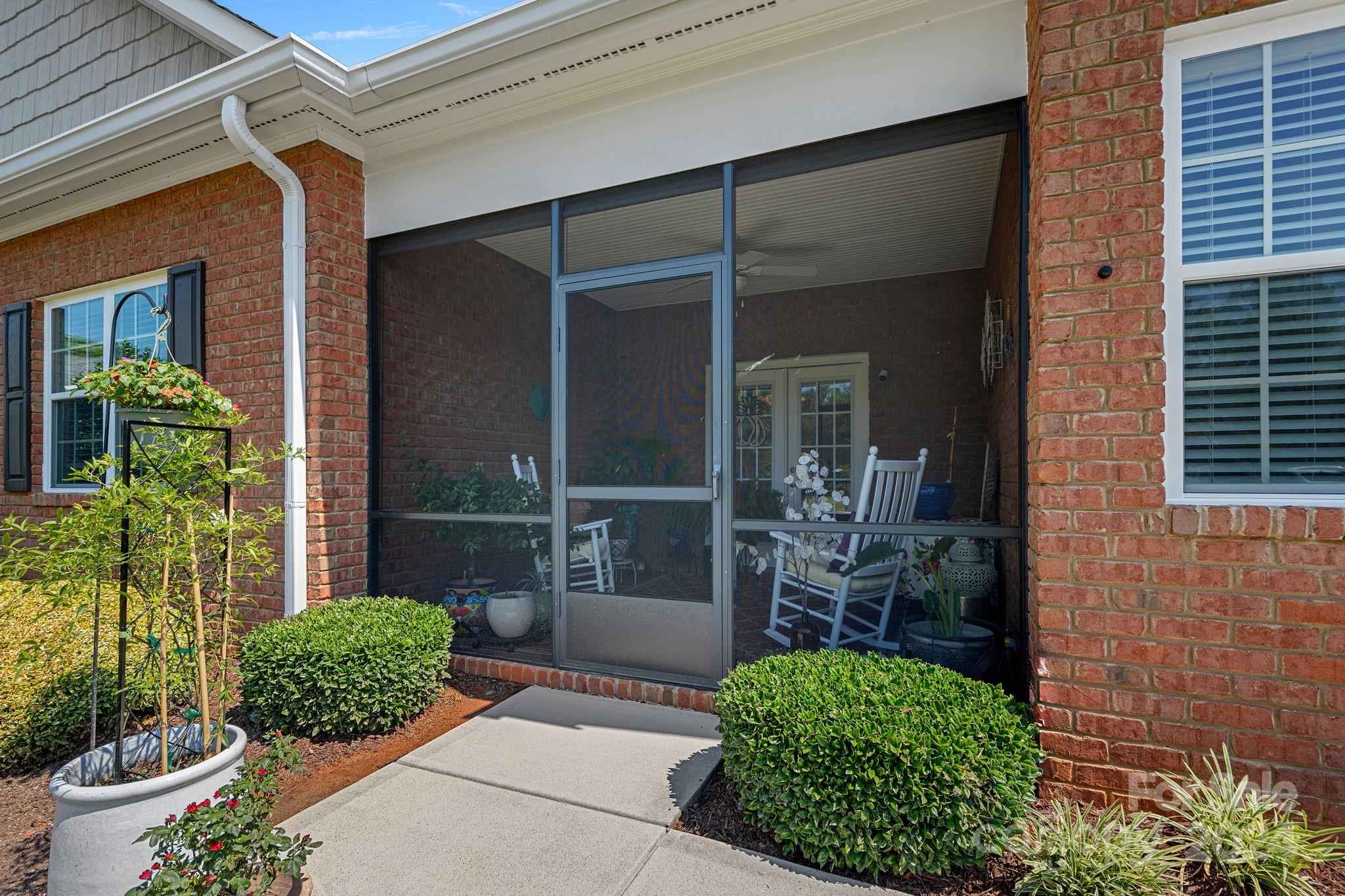 2521 Rynbrandt Drive