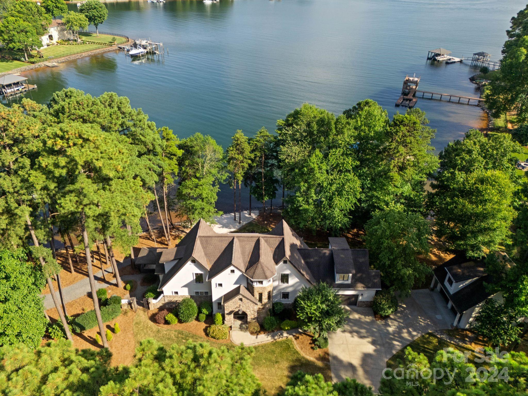 213 Tuskarora Trail