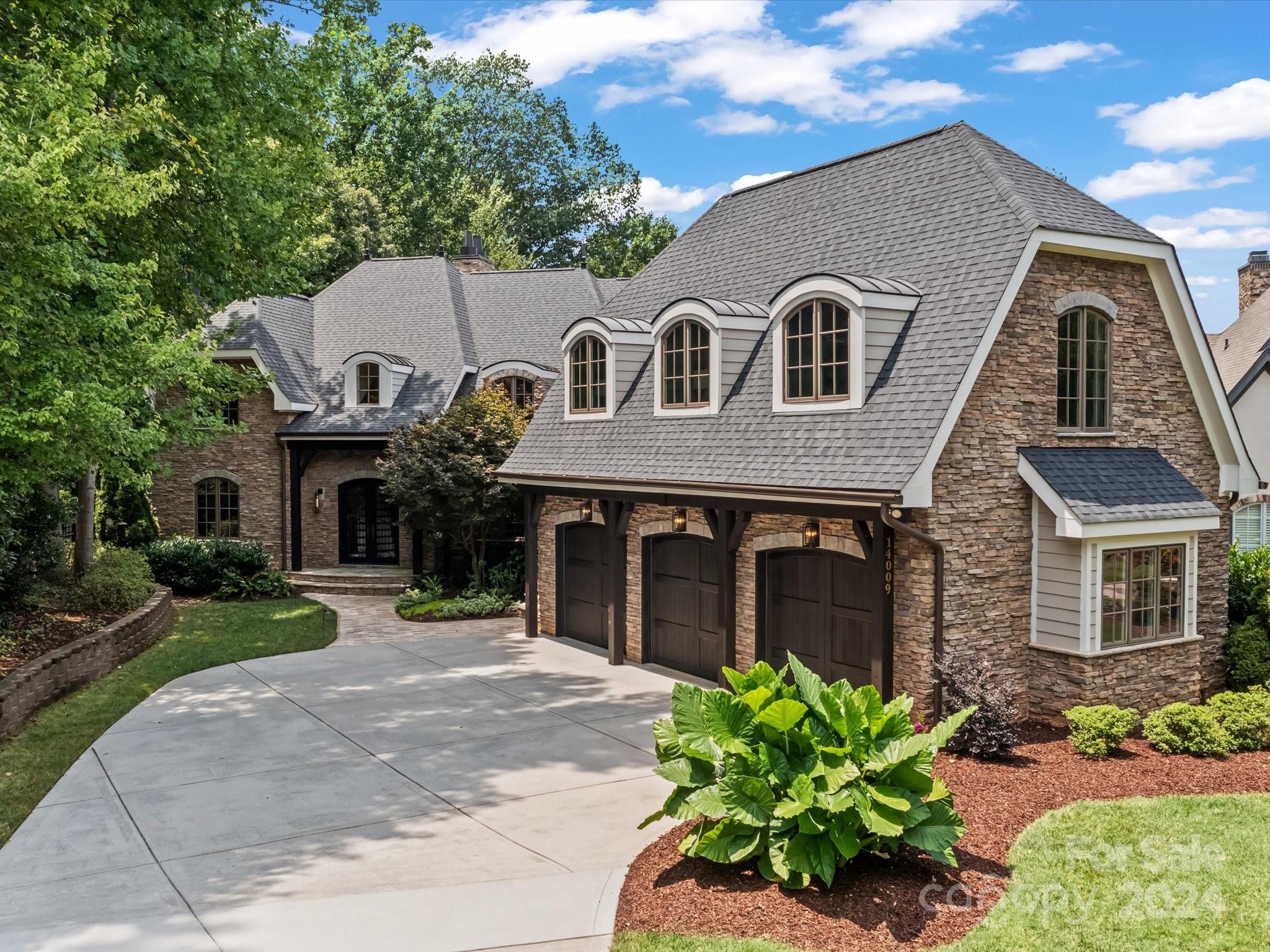 14009 Island Drive