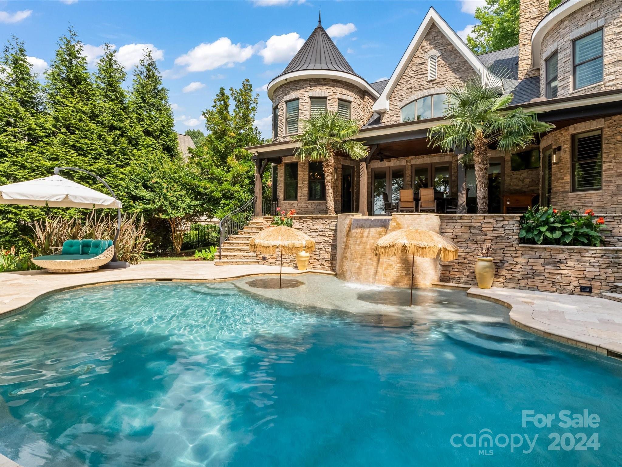 14009 Island Drive