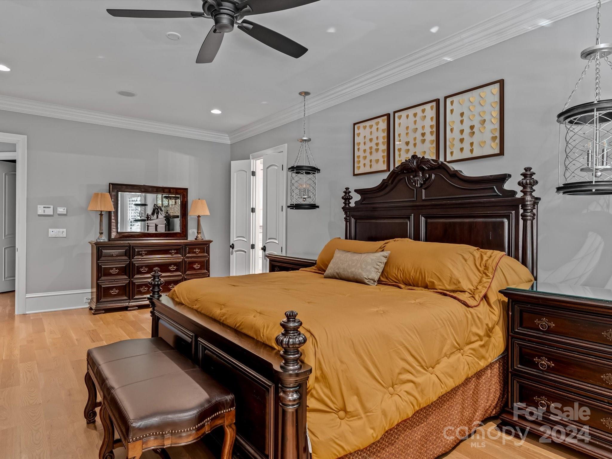 14009 Island Drive