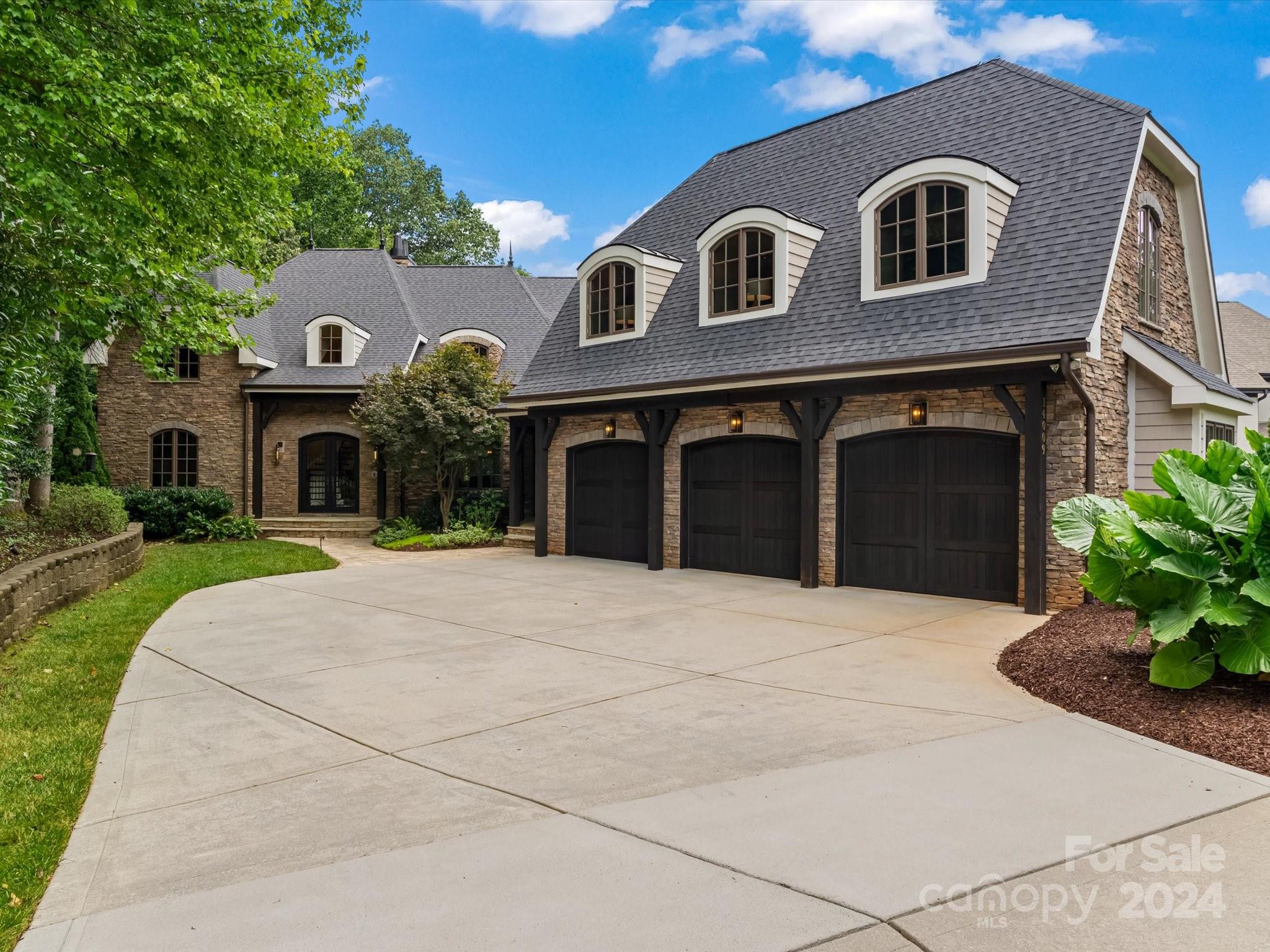 14009 Island Drive