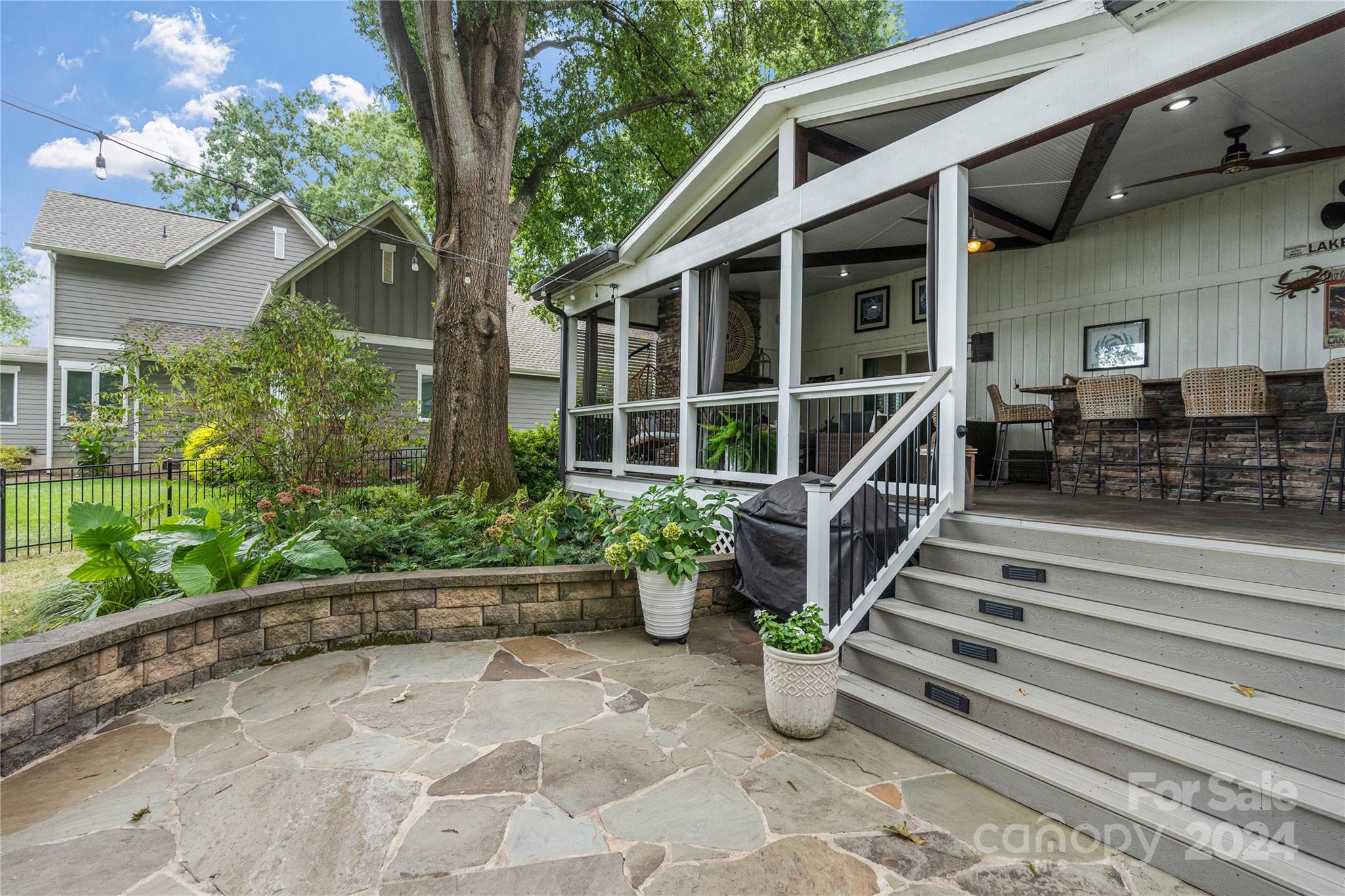18026 Whispering Oaks Drive