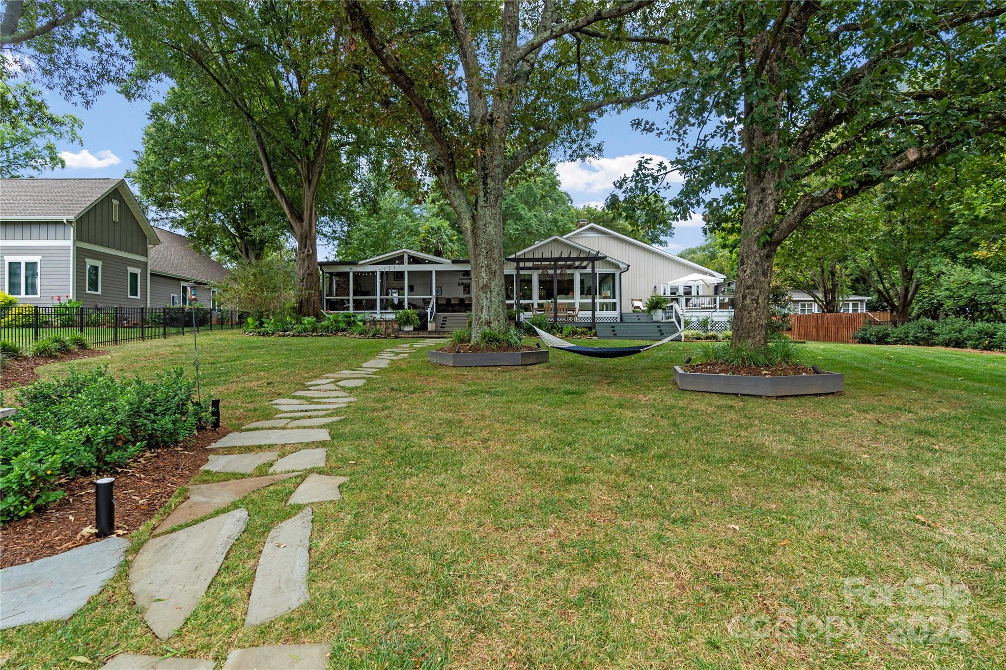 18026 Whispering Oaks Drive